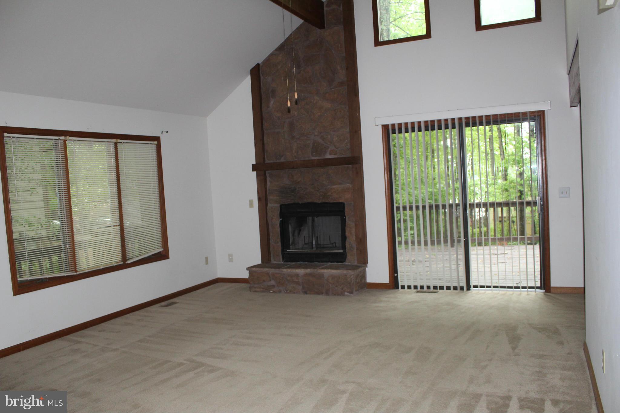 LAKE OF THE WOODS - Residential Lease