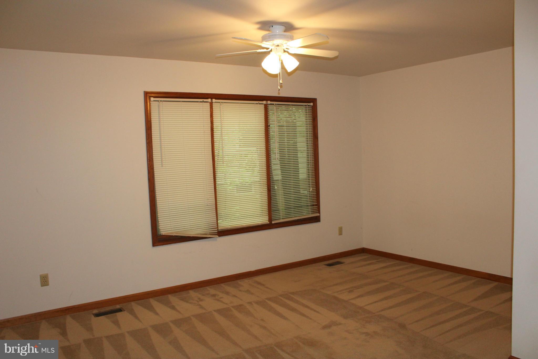 LAKE OF THE WOODS - Residential Lease