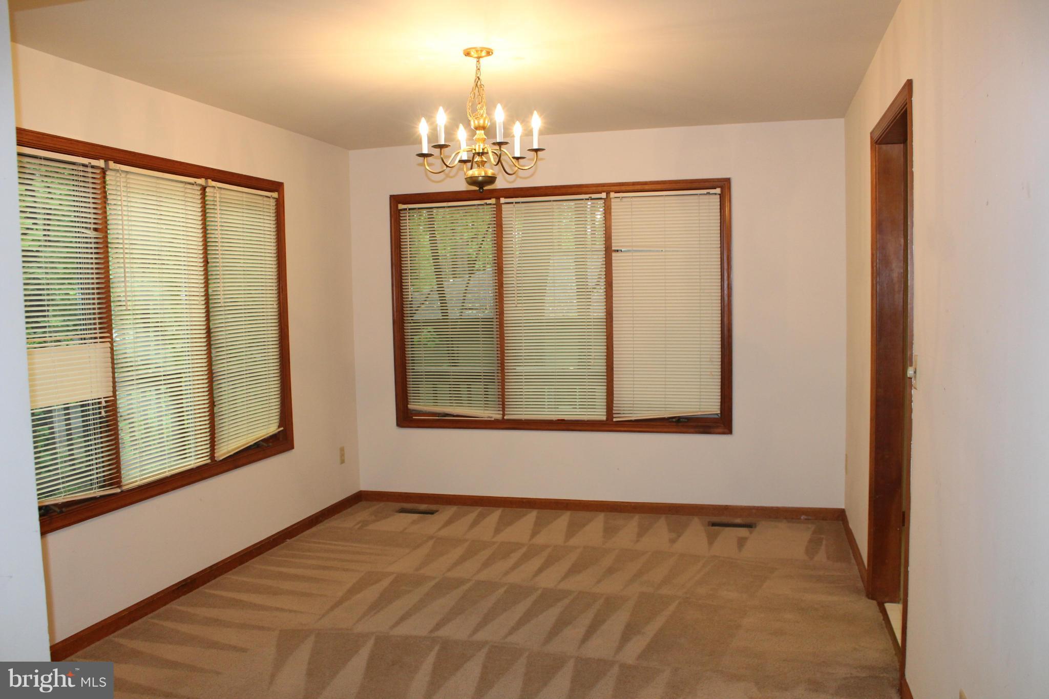 LAKE OF THE WOODS - Residential Lease