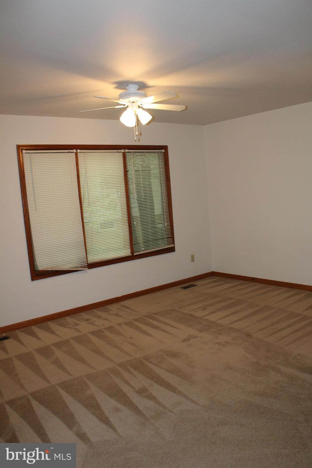 LAKE OF THE WOODS - Residential Lease