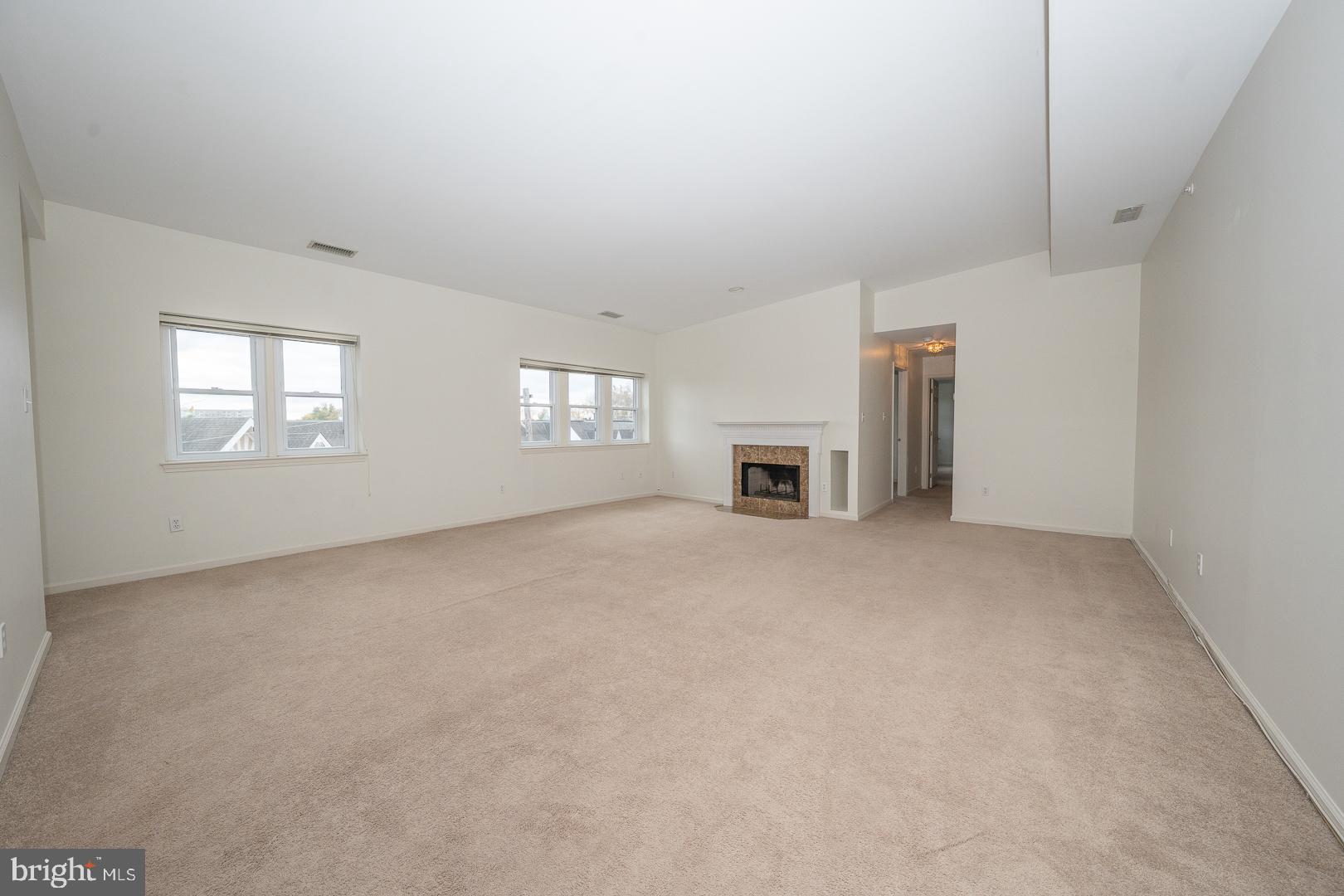 237 W MONTGOMERY AVENUE 3R