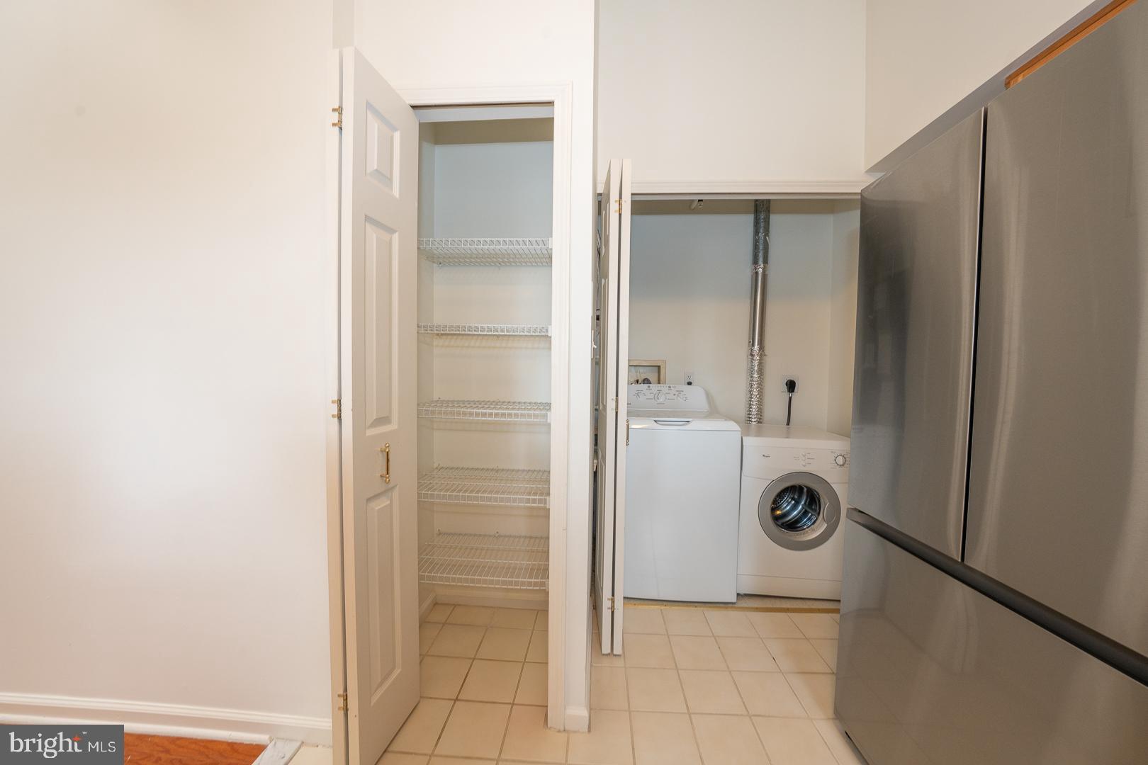 CHURCHILL COURT - Residential