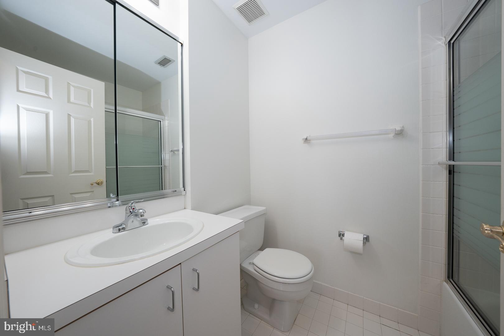 CHURCHILL COURT - Residential