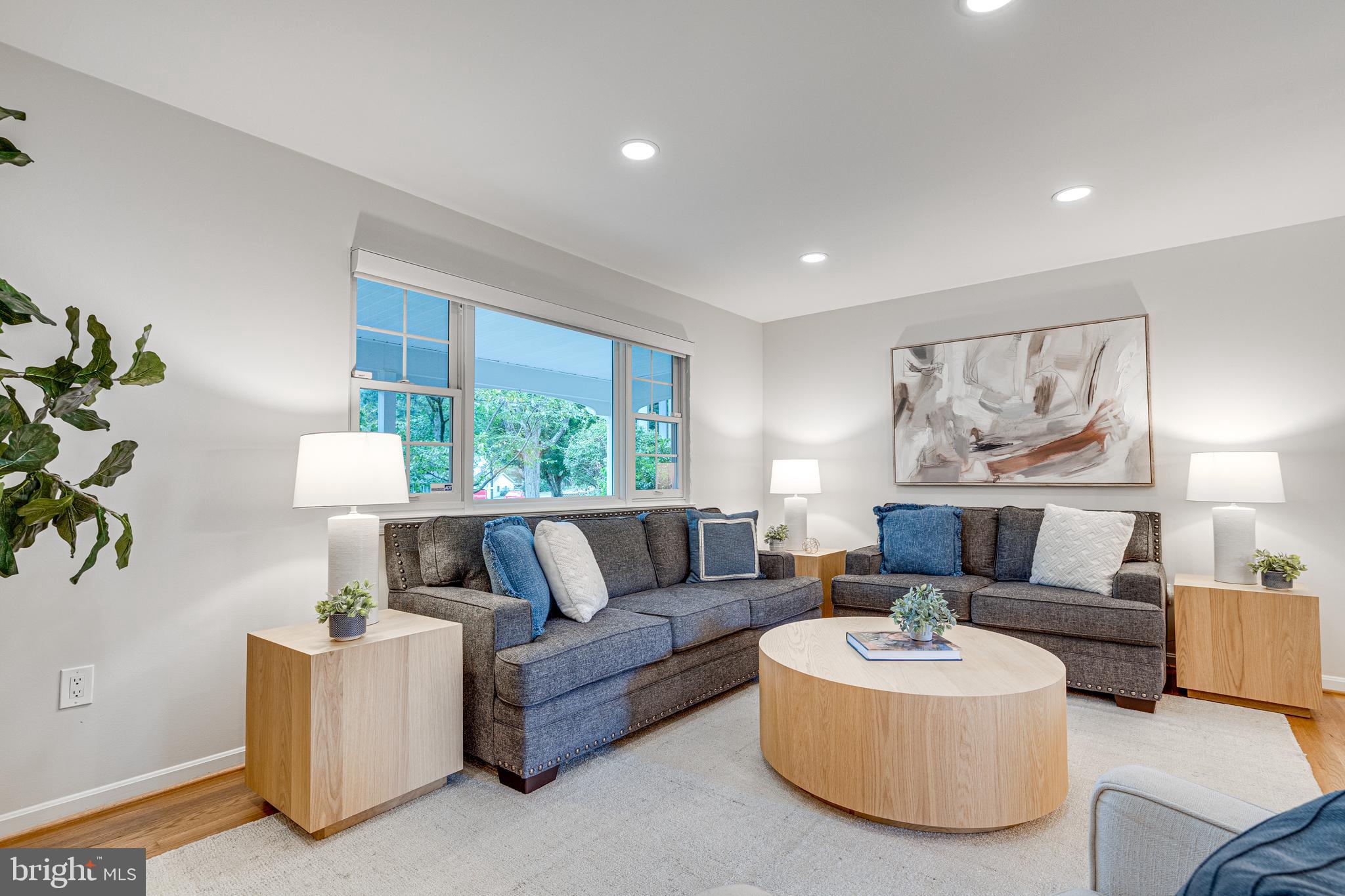 KINGS PARK WEST - Residential