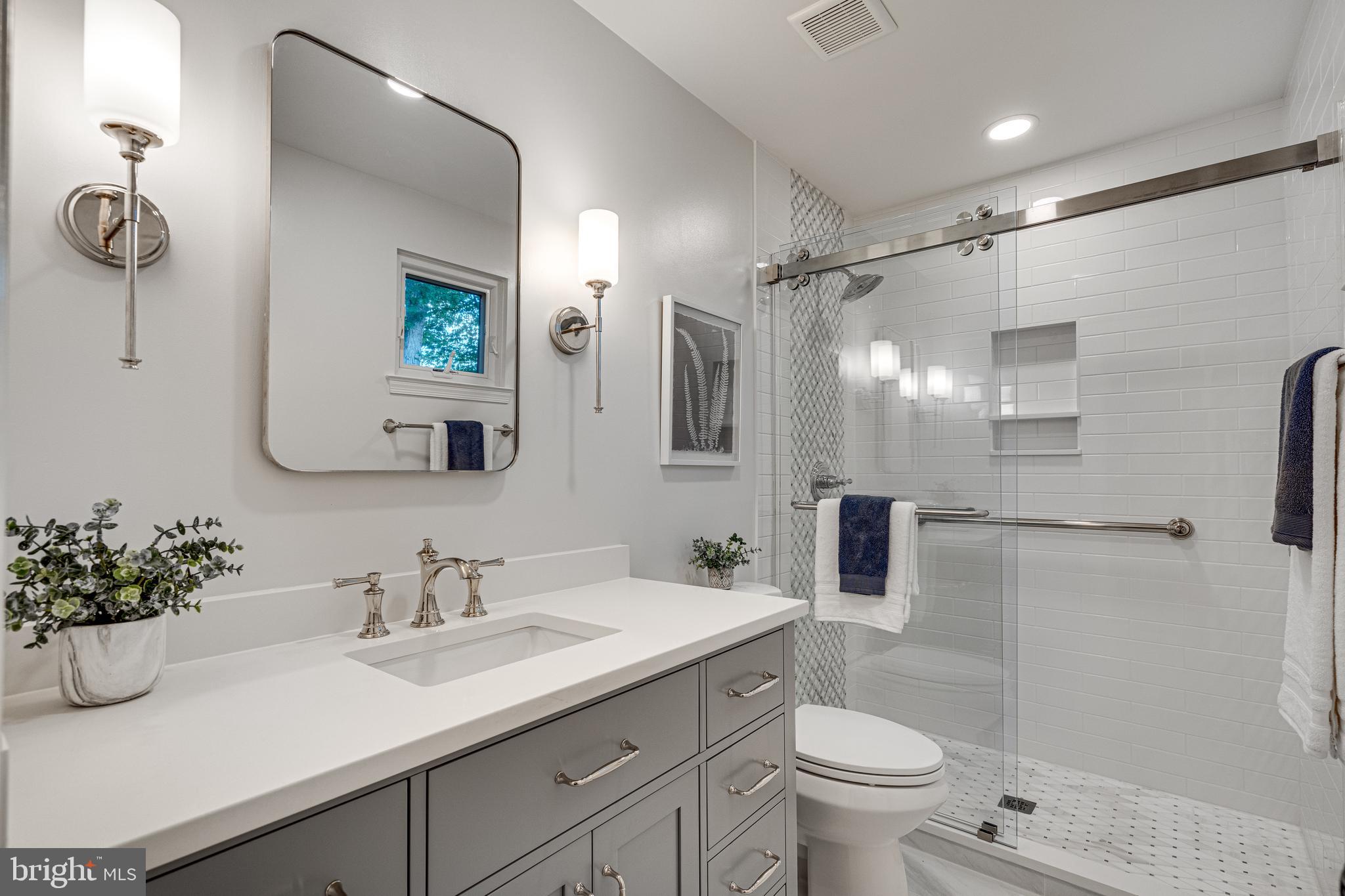 KINGS PARK WEST - Residential