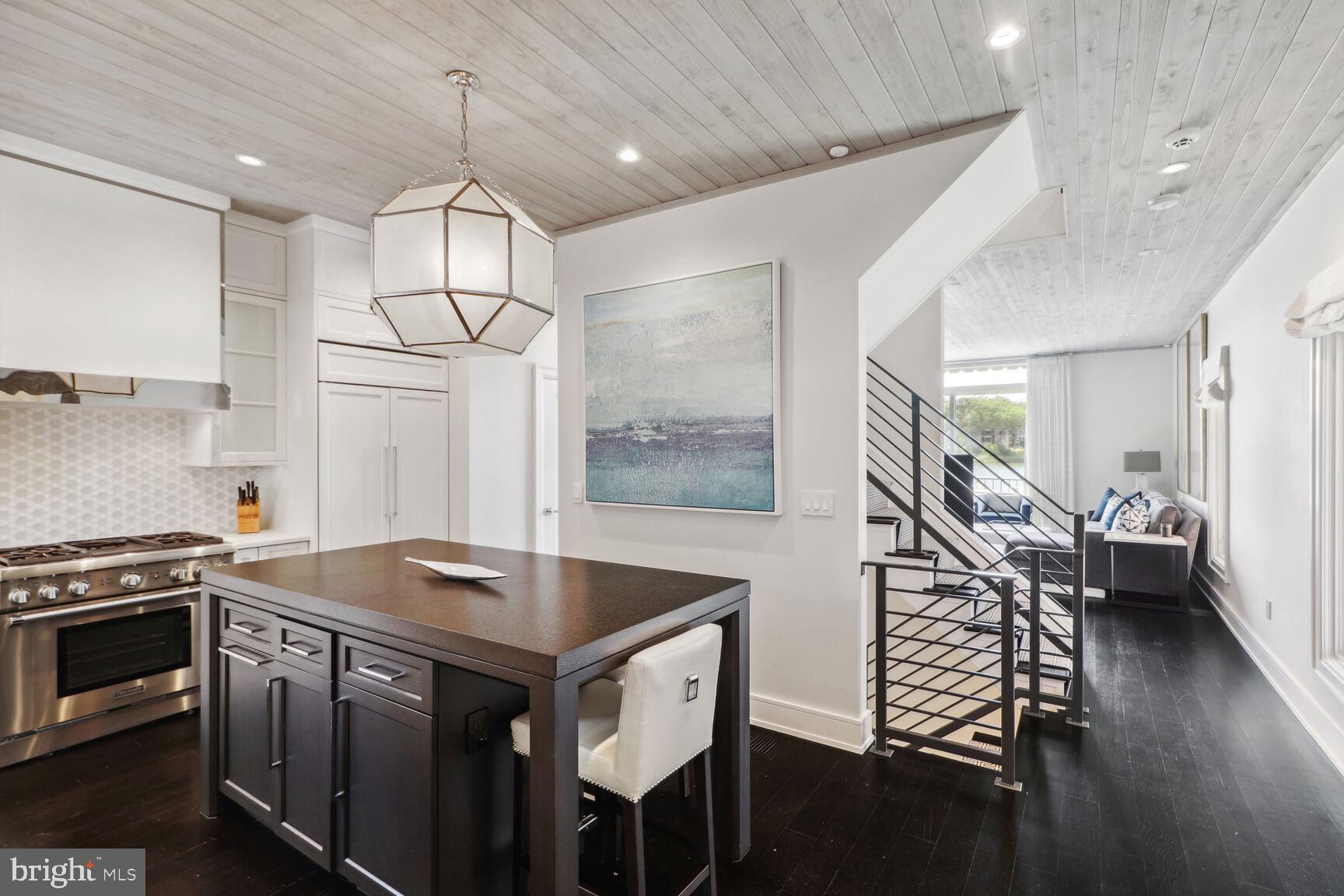 HISTORIC DISTRICT - Residential