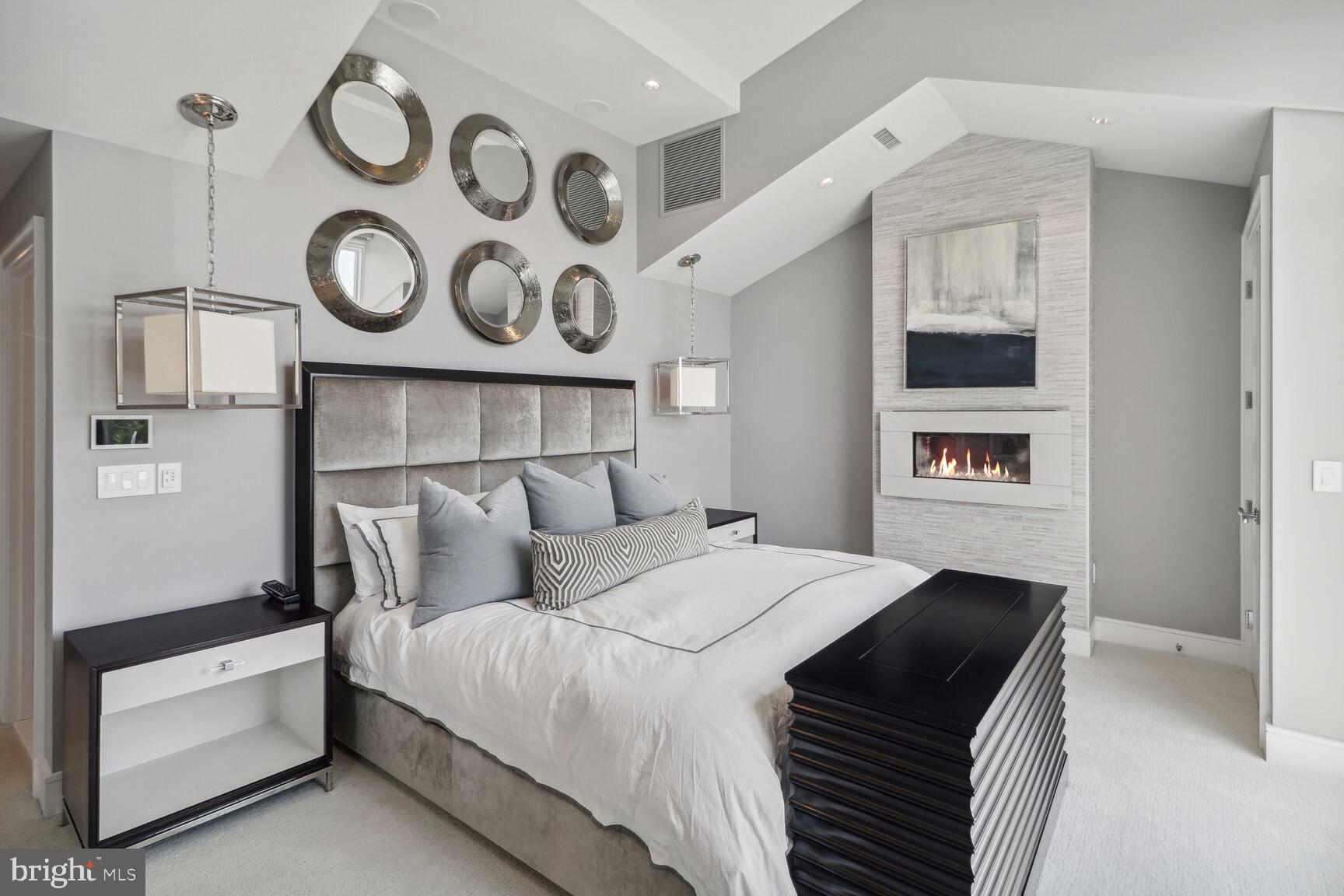 HISTORIC DISTRICT - Residential