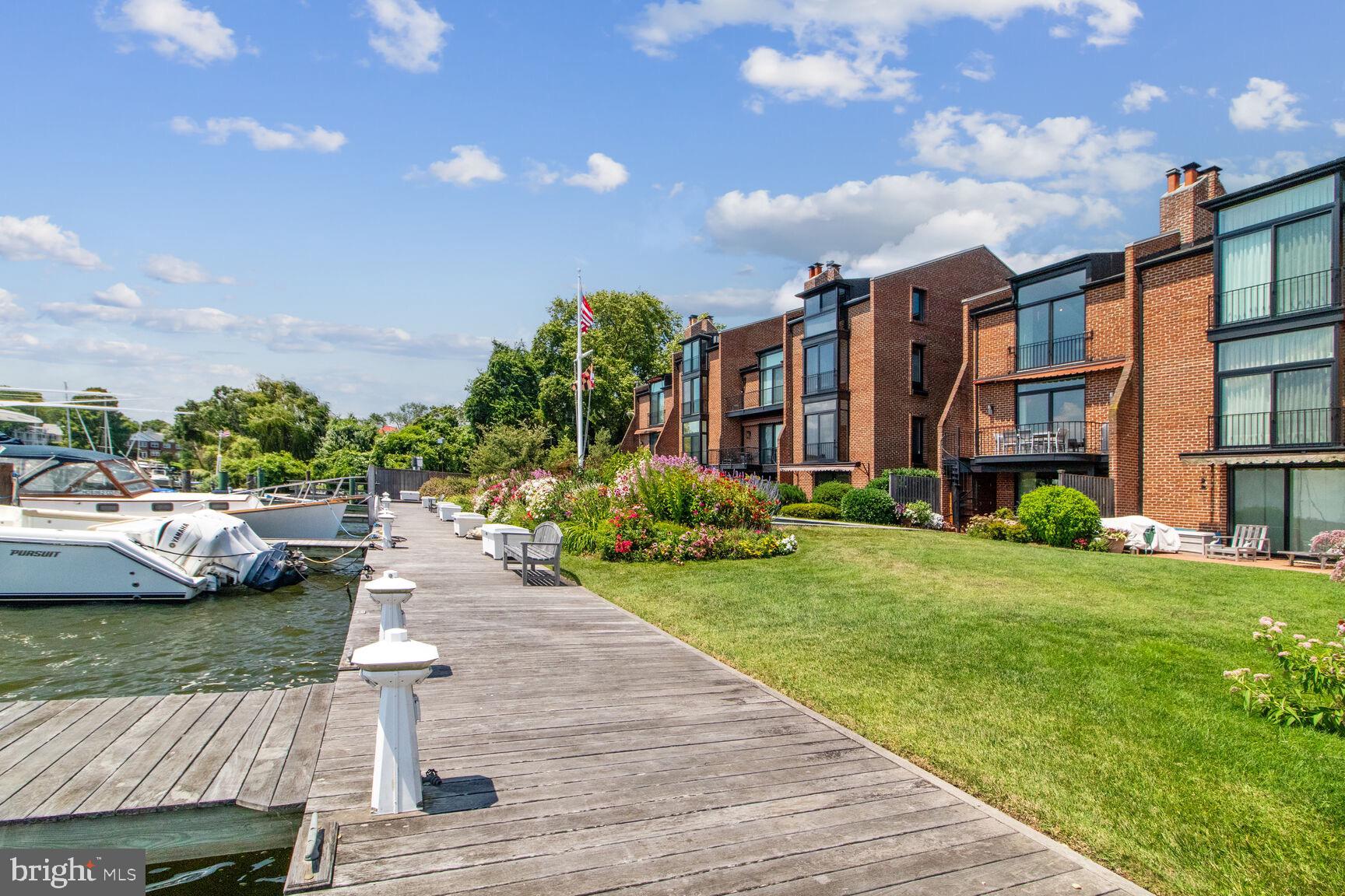 HISTORIC DISTRICT - Residential