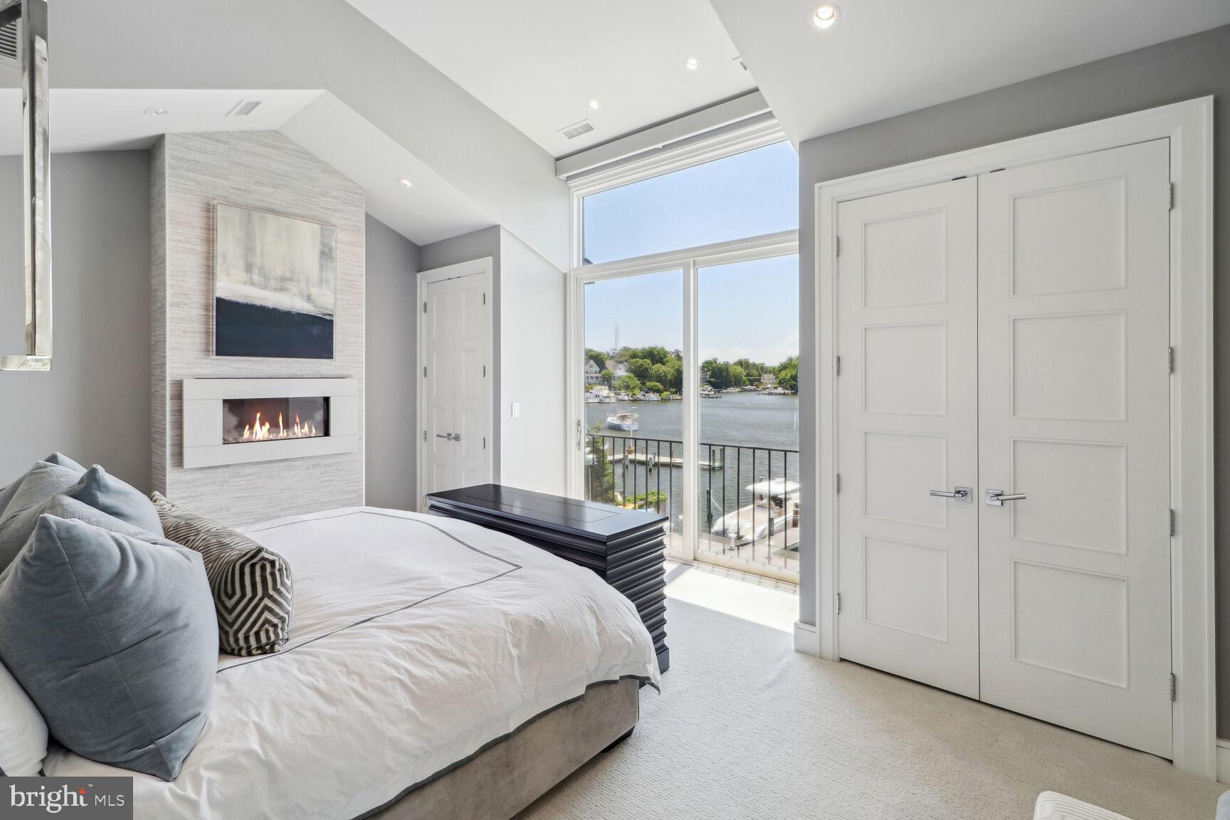 HISTORIC DISTRICT - Residential