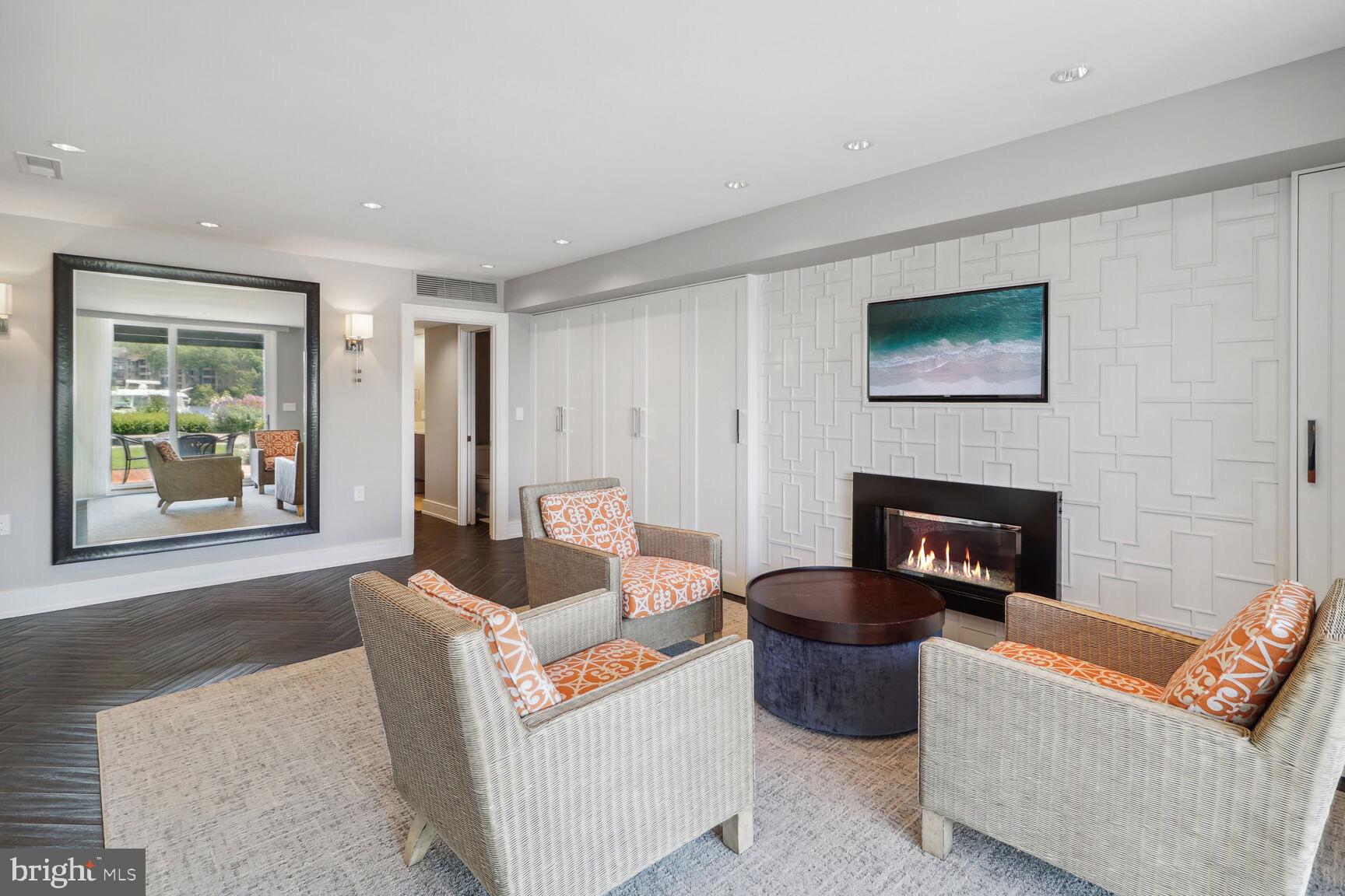 HISTORIC DISTRICT - Residential