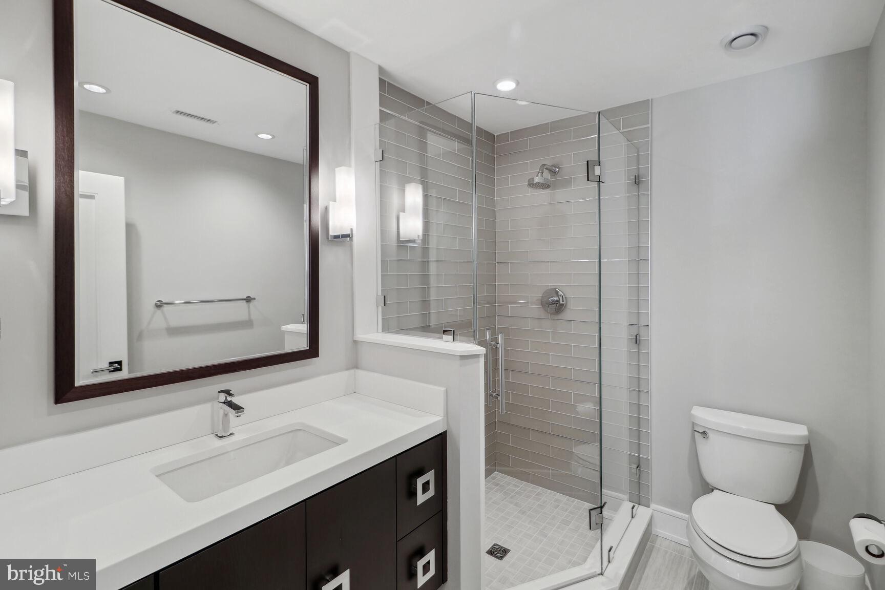 HISTORIC DISTRICT - Residential