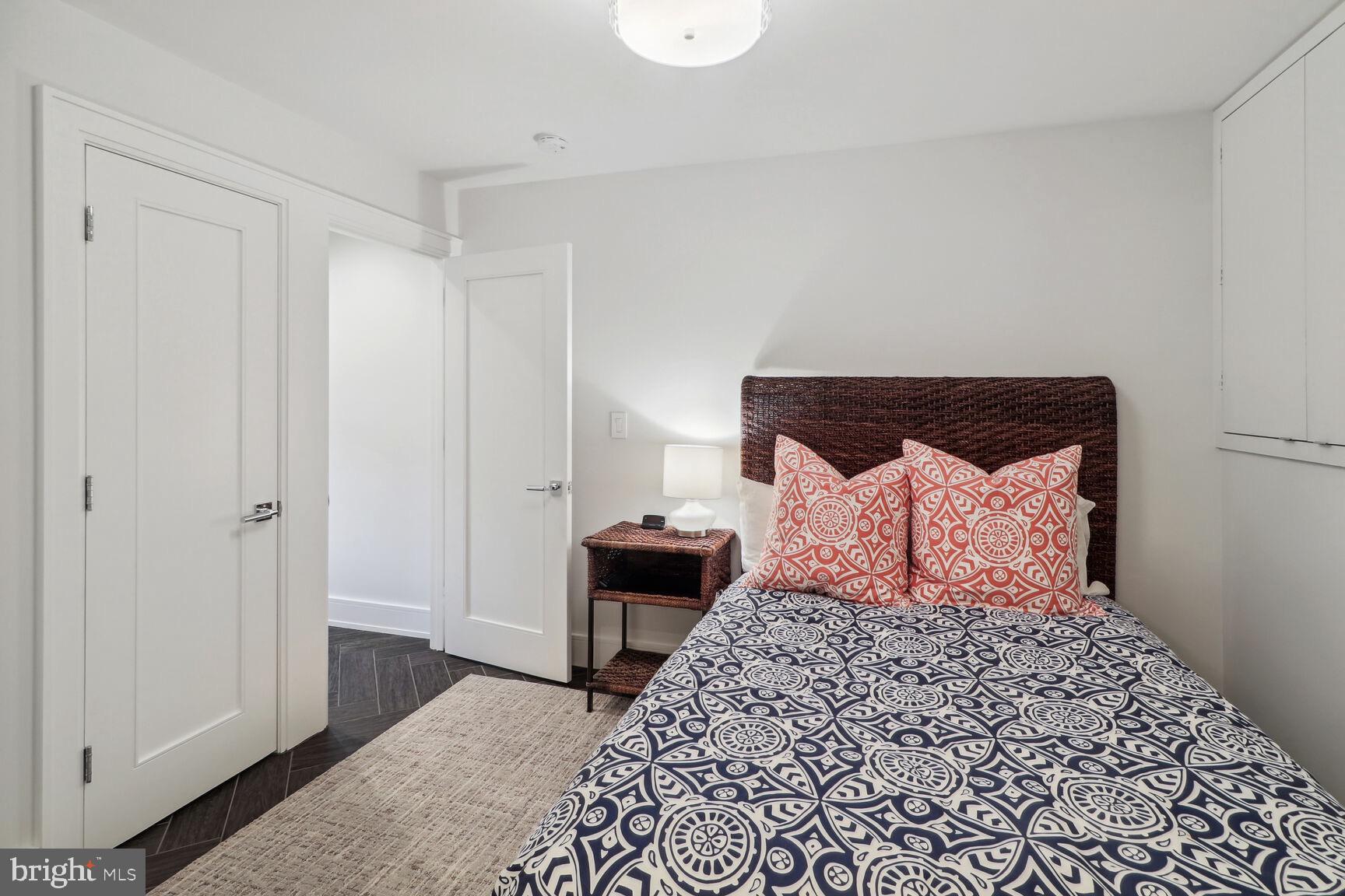 HISTORIC DISTRICT - Residential