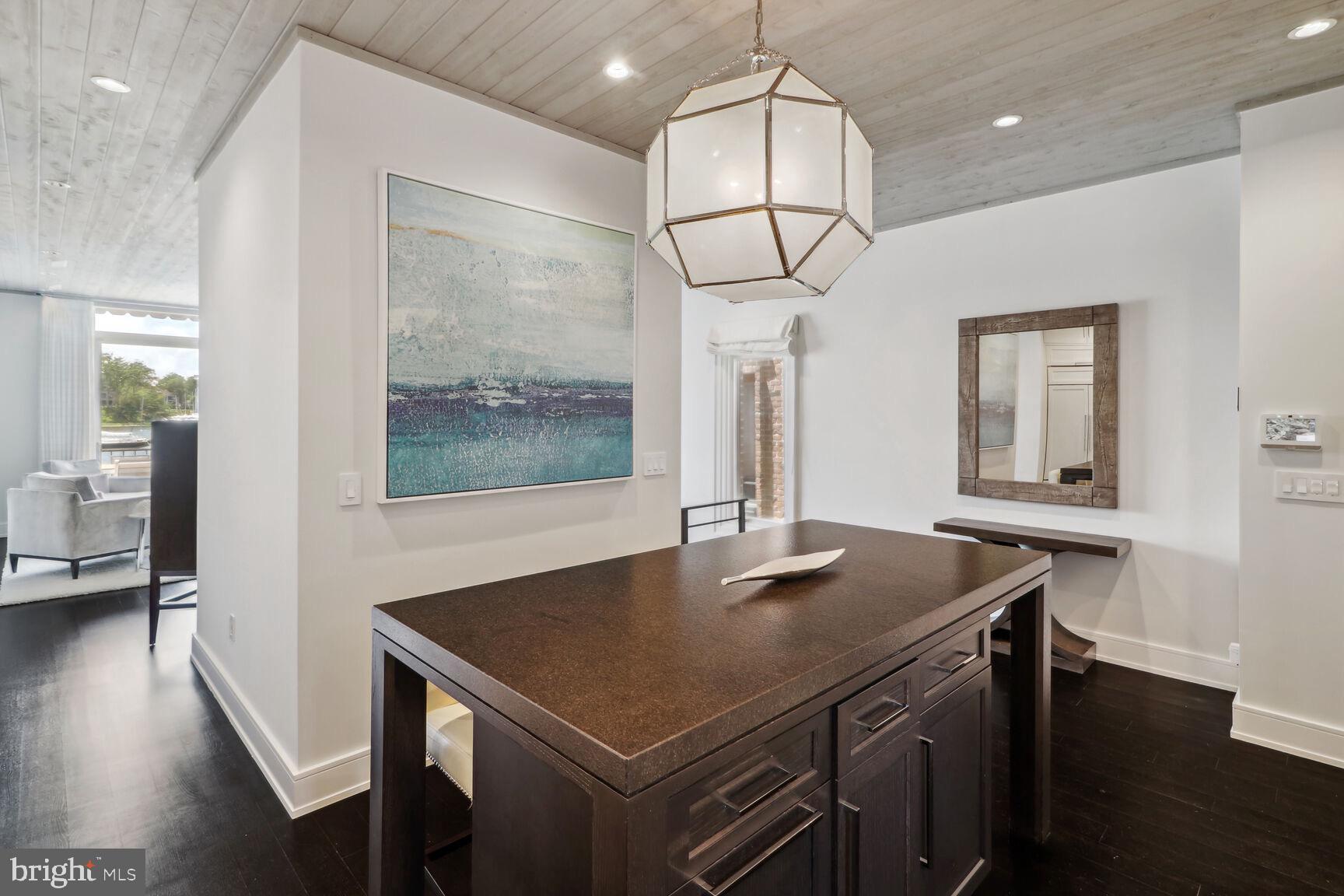 HISTORIC DISTRICT - Residential