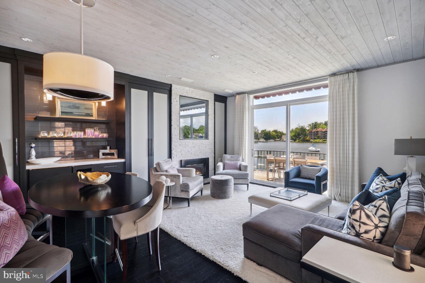 HISTORIC DISTRICT - Residential