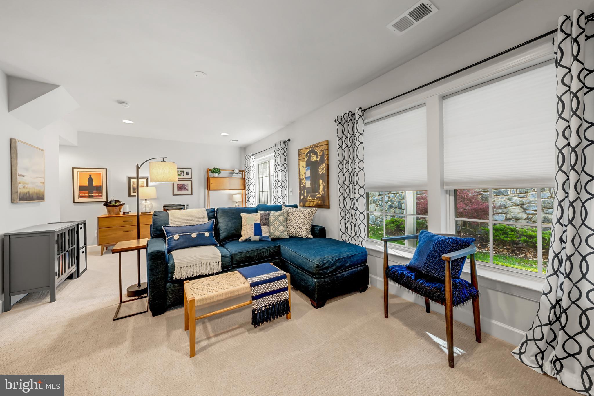 OVERLOOK - Residential