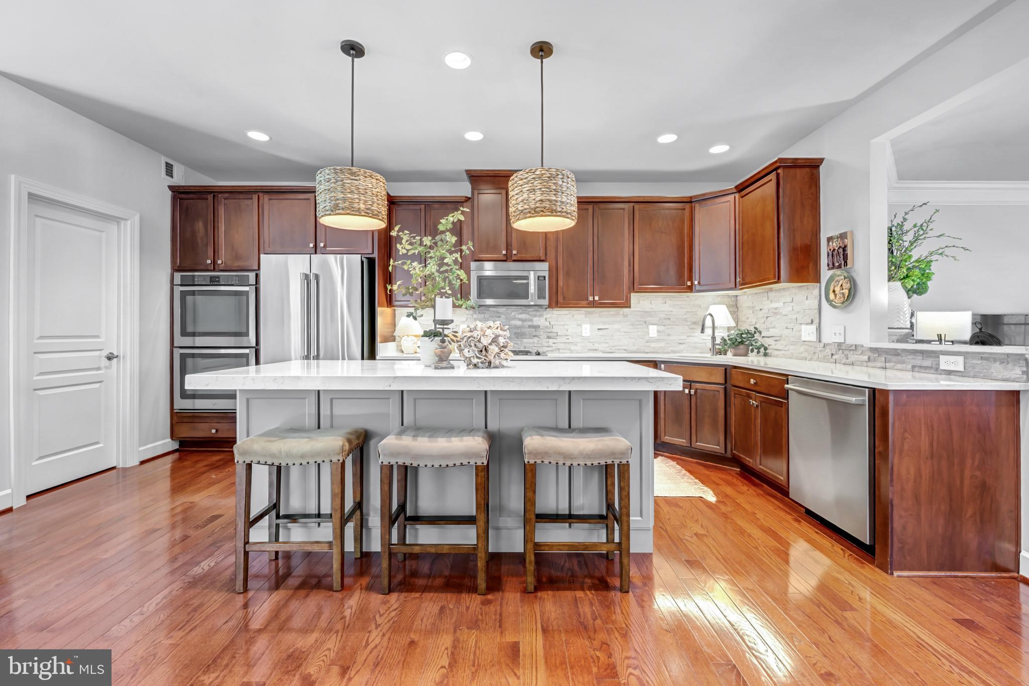 OVERLOOK - Residential