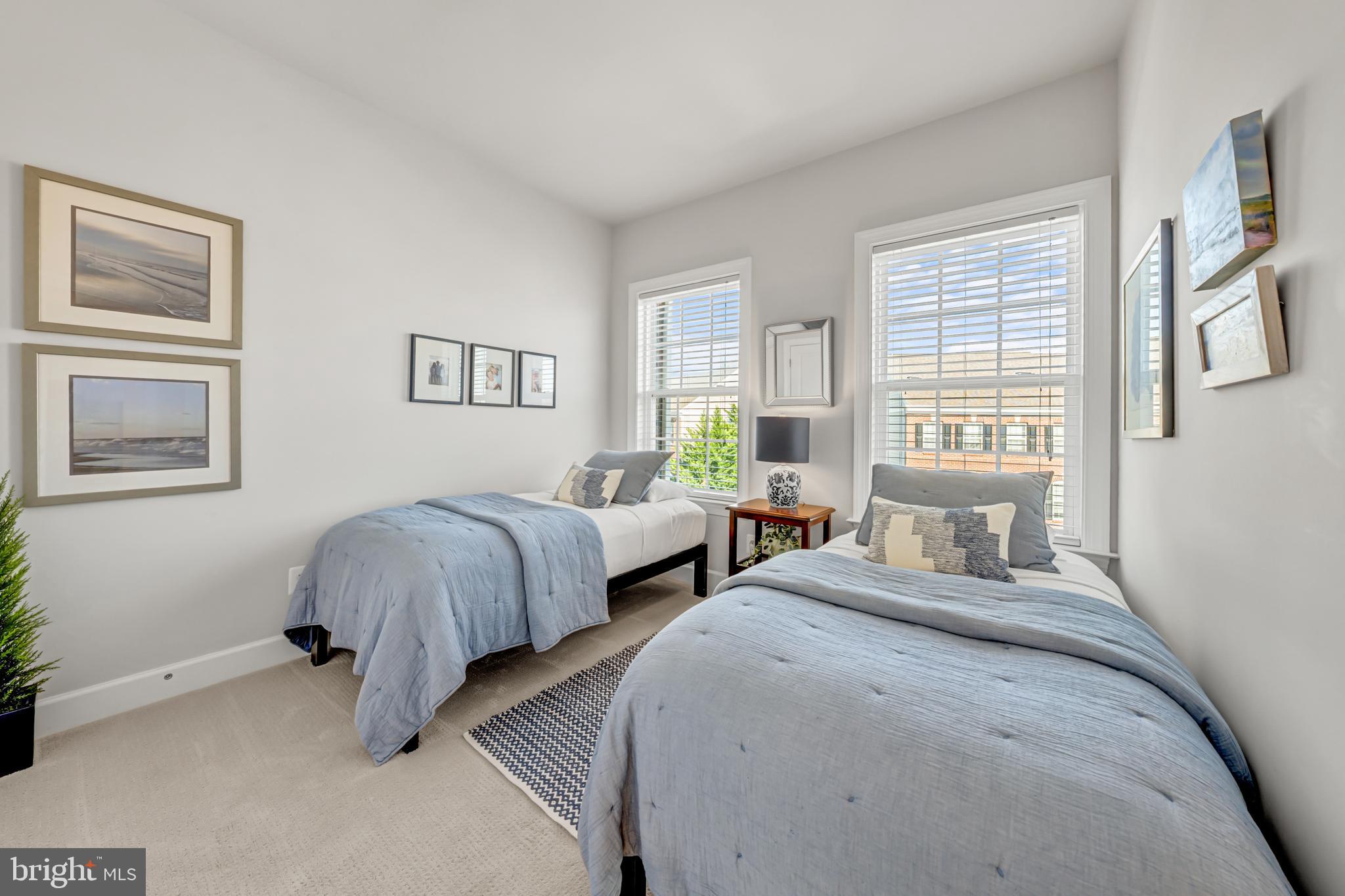 OVERLOOK - Residential