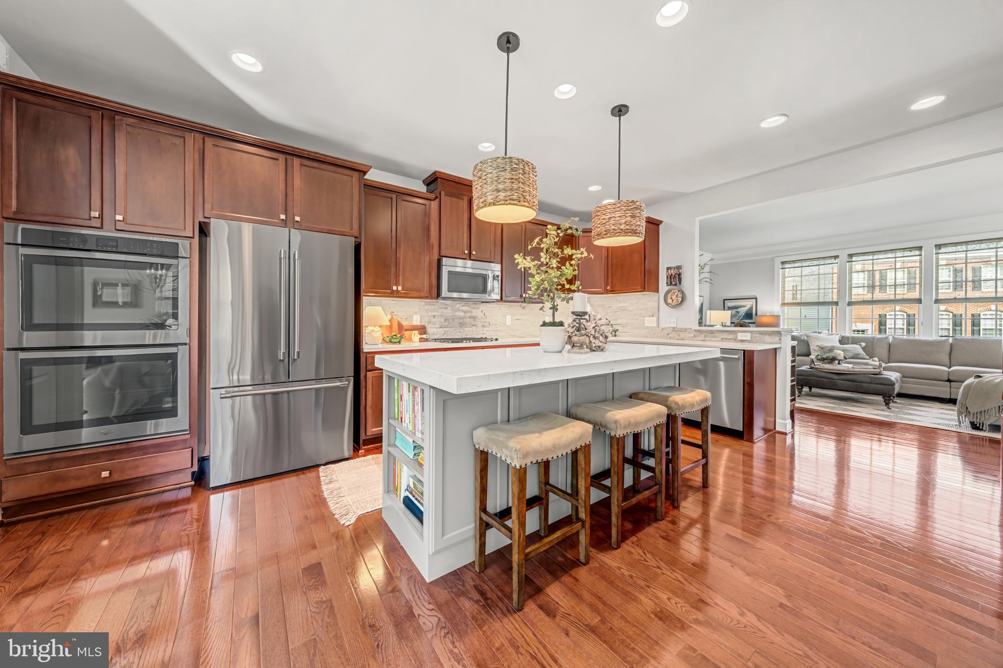 OVERLOOK - Residential