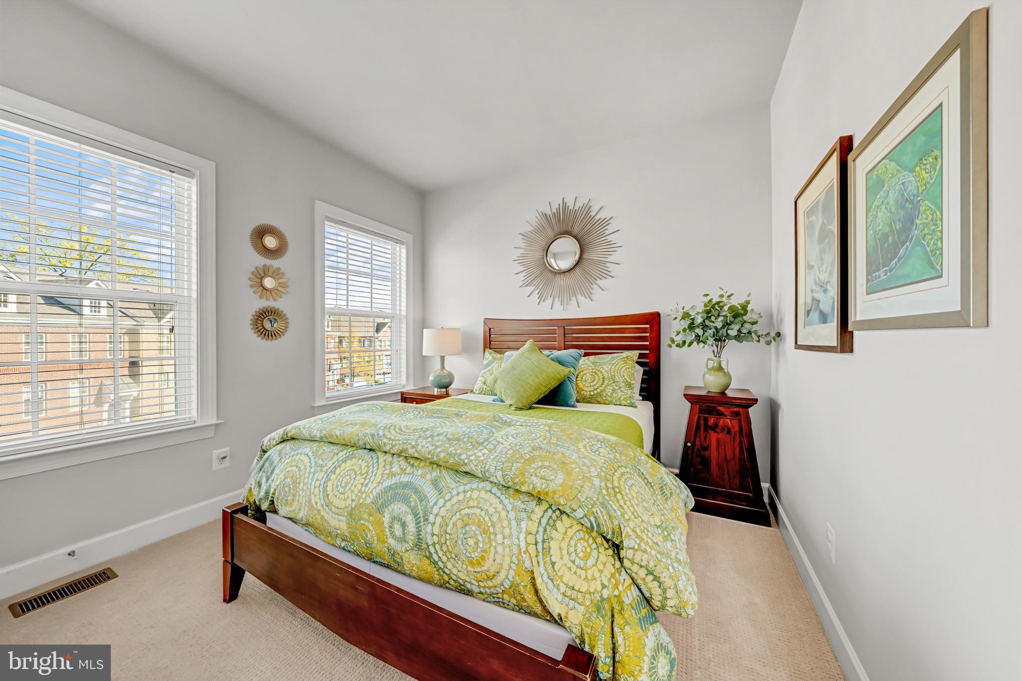 OVERLOOK - Residential