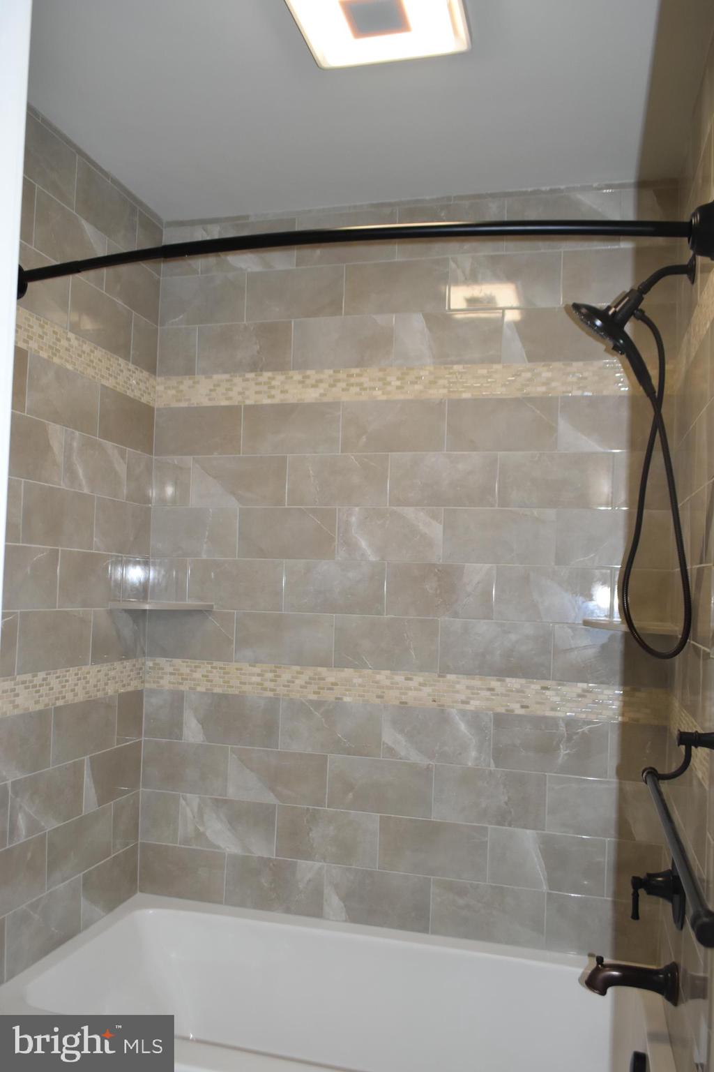 JASPER RIDGE - Residential