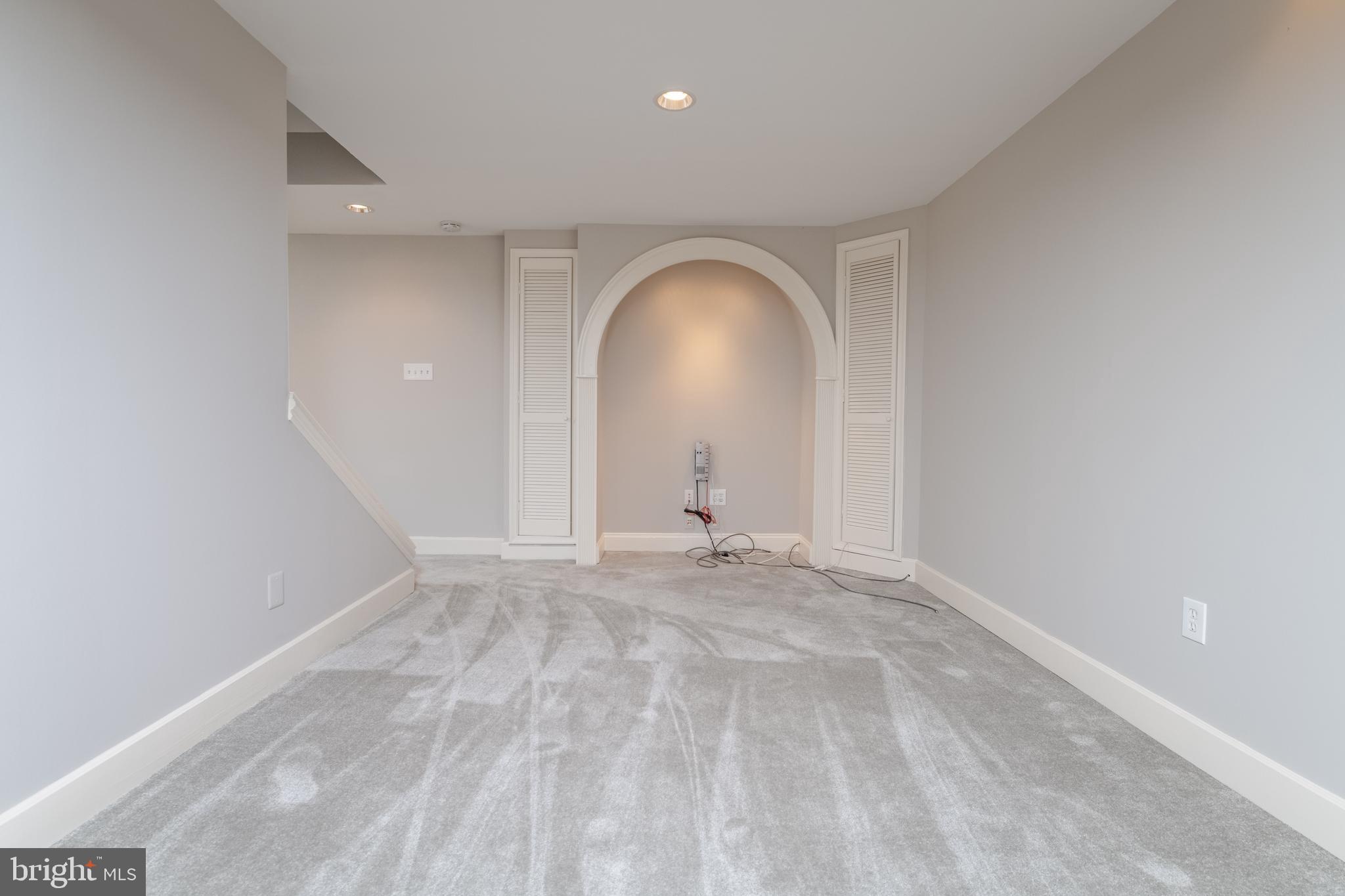 IRWINS CHOICE - Residential