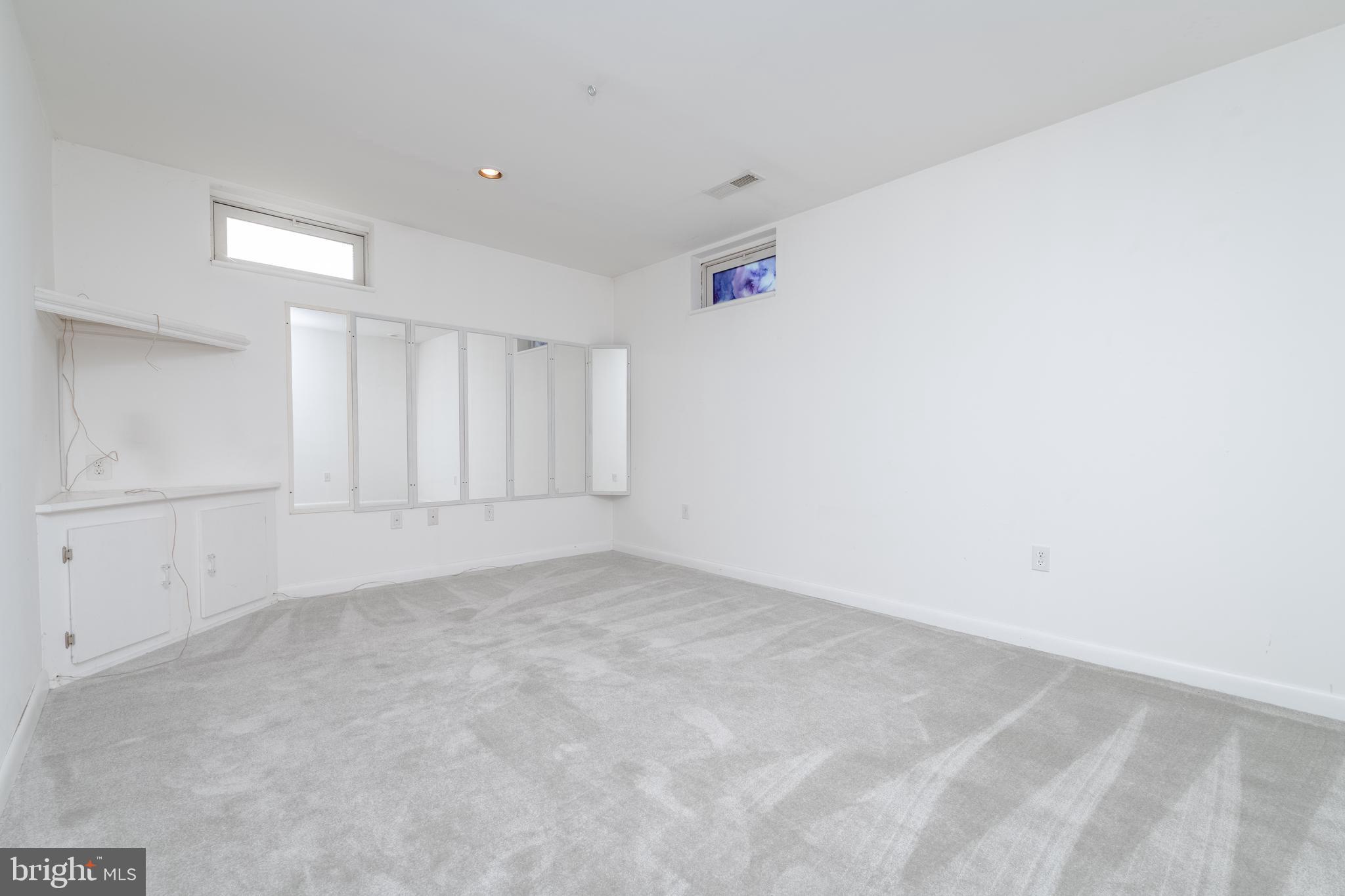 IRWINS CHOICE - Residential