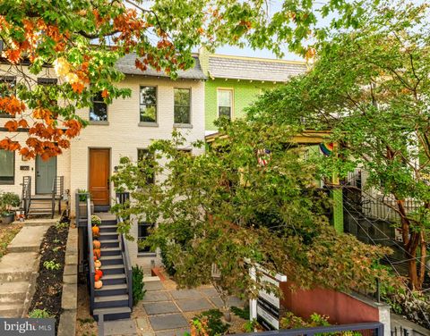 951 14TH STREET SE WASHINGTON DC 20003