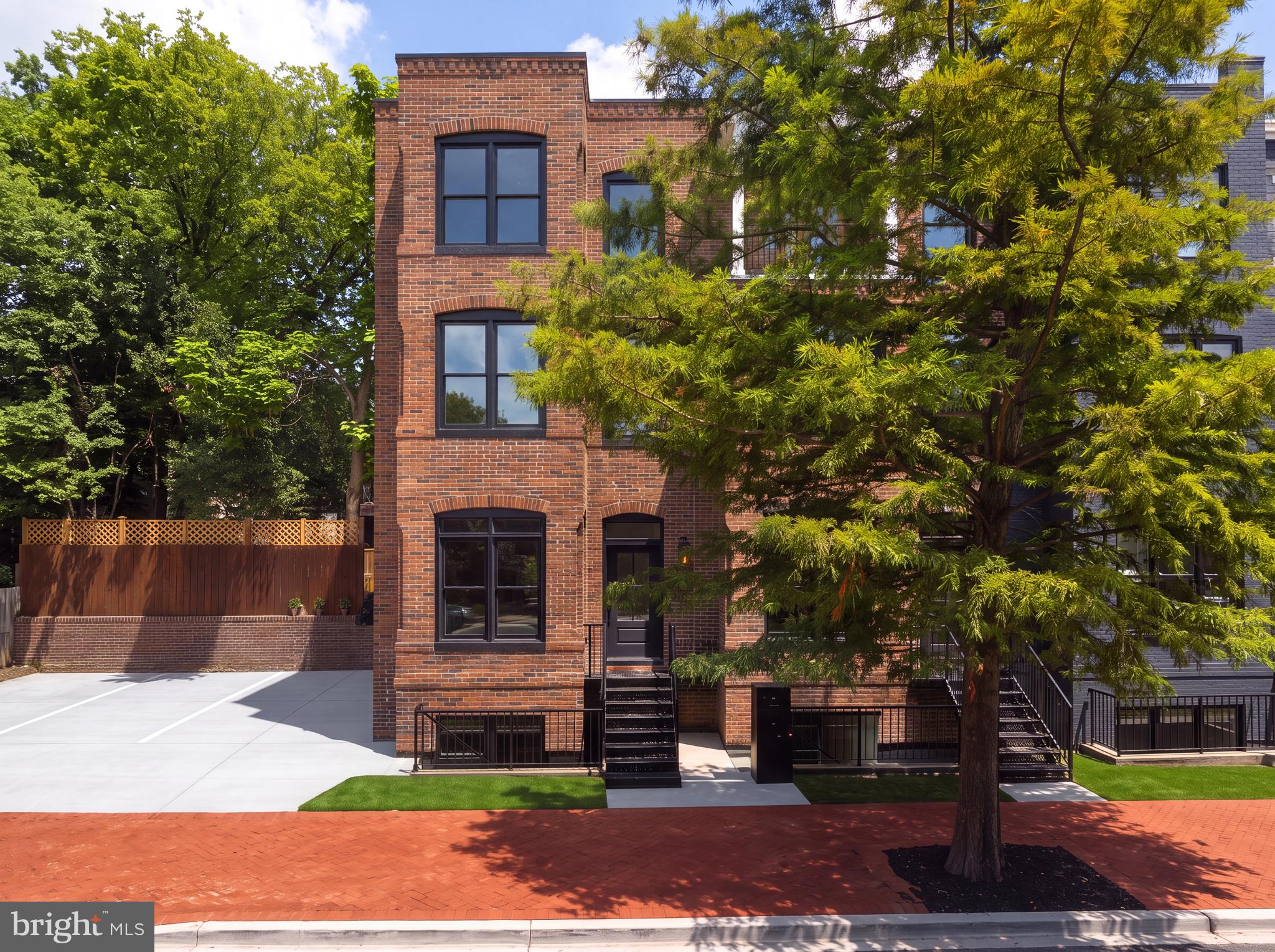 1241 4TH STREET NW