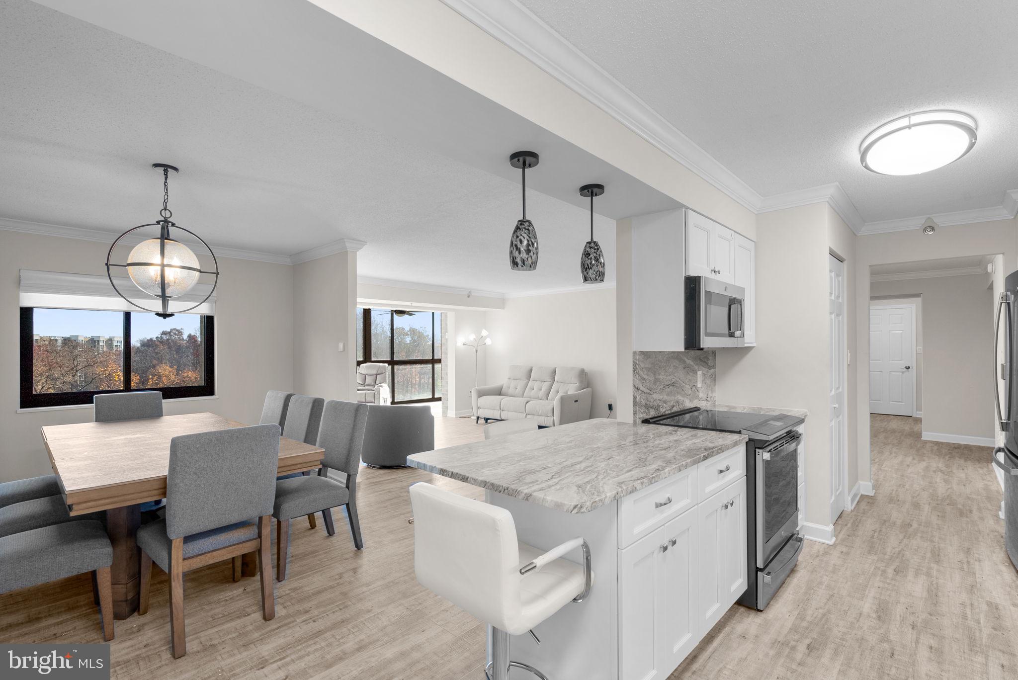 LEISURE WORLD - Residential