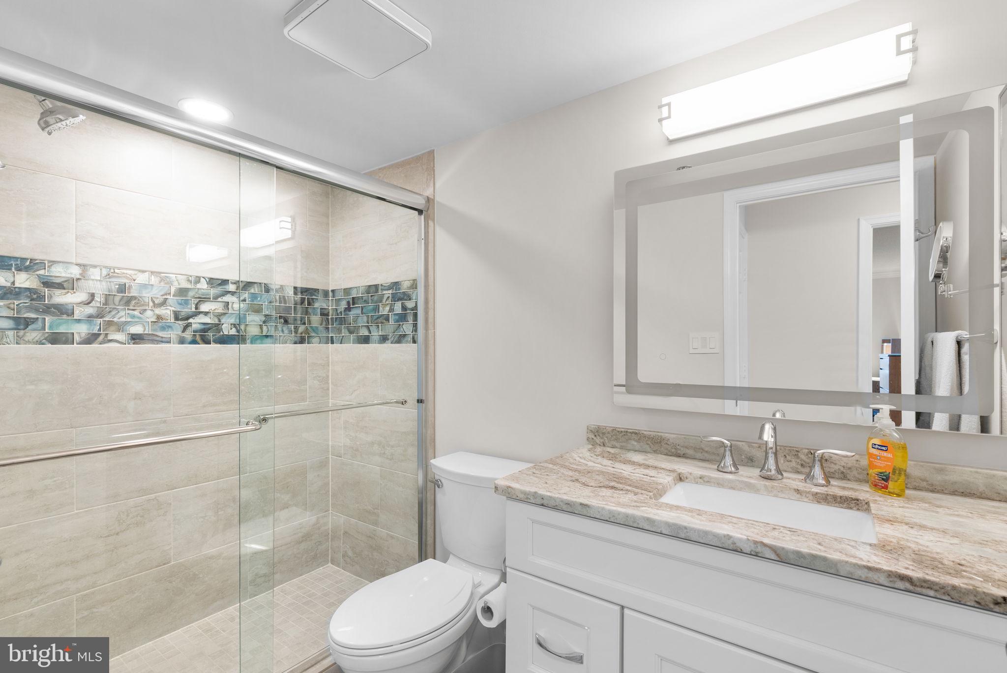 LEISURE WORLD - Residential