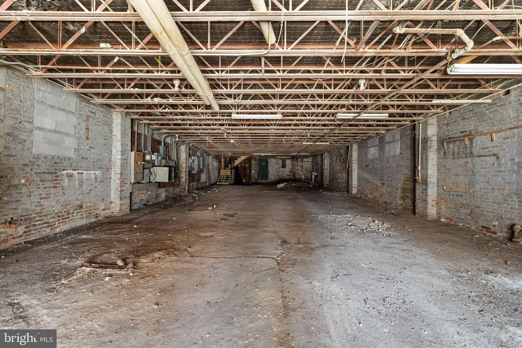 MOUNT VERNON - Commercial Sale