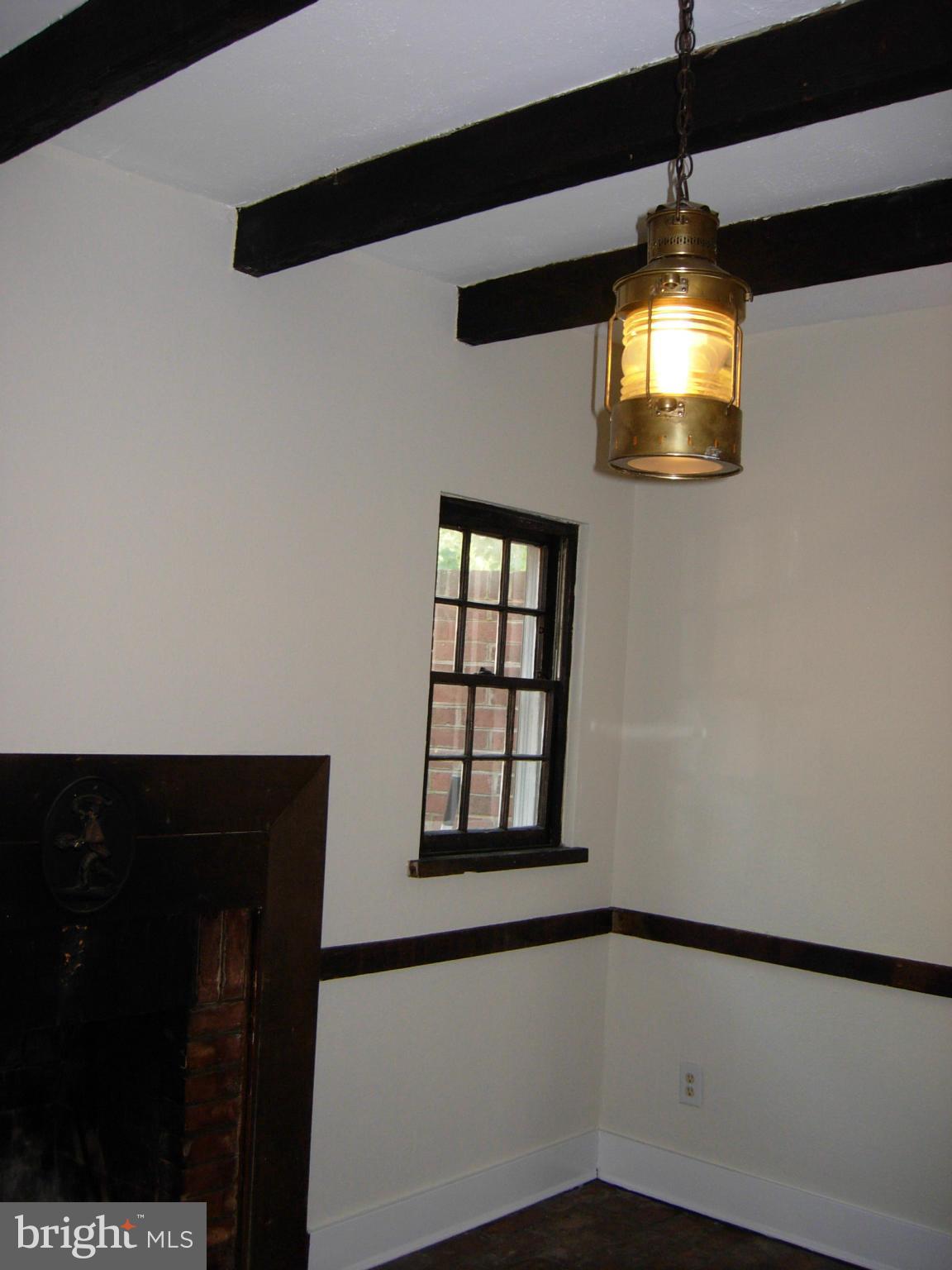 OLD TOWN - Residential Lease