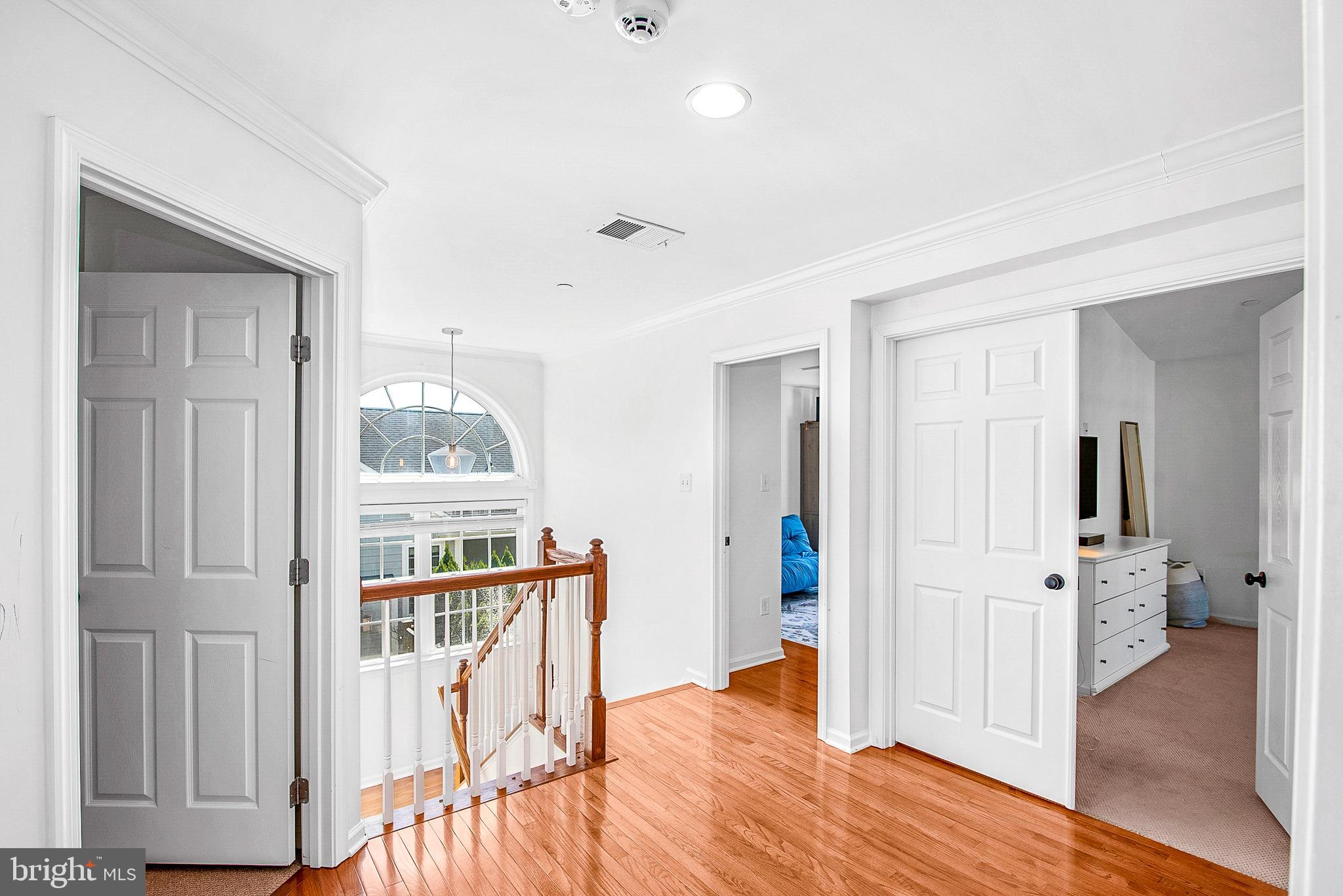 EASTON VILLAGE - Residential