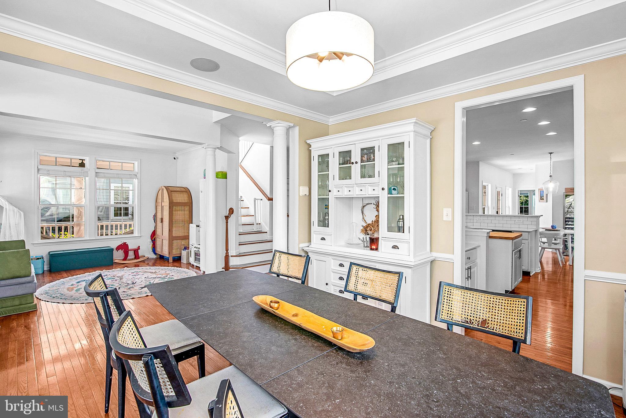 EASTON VILLAGE - Residential