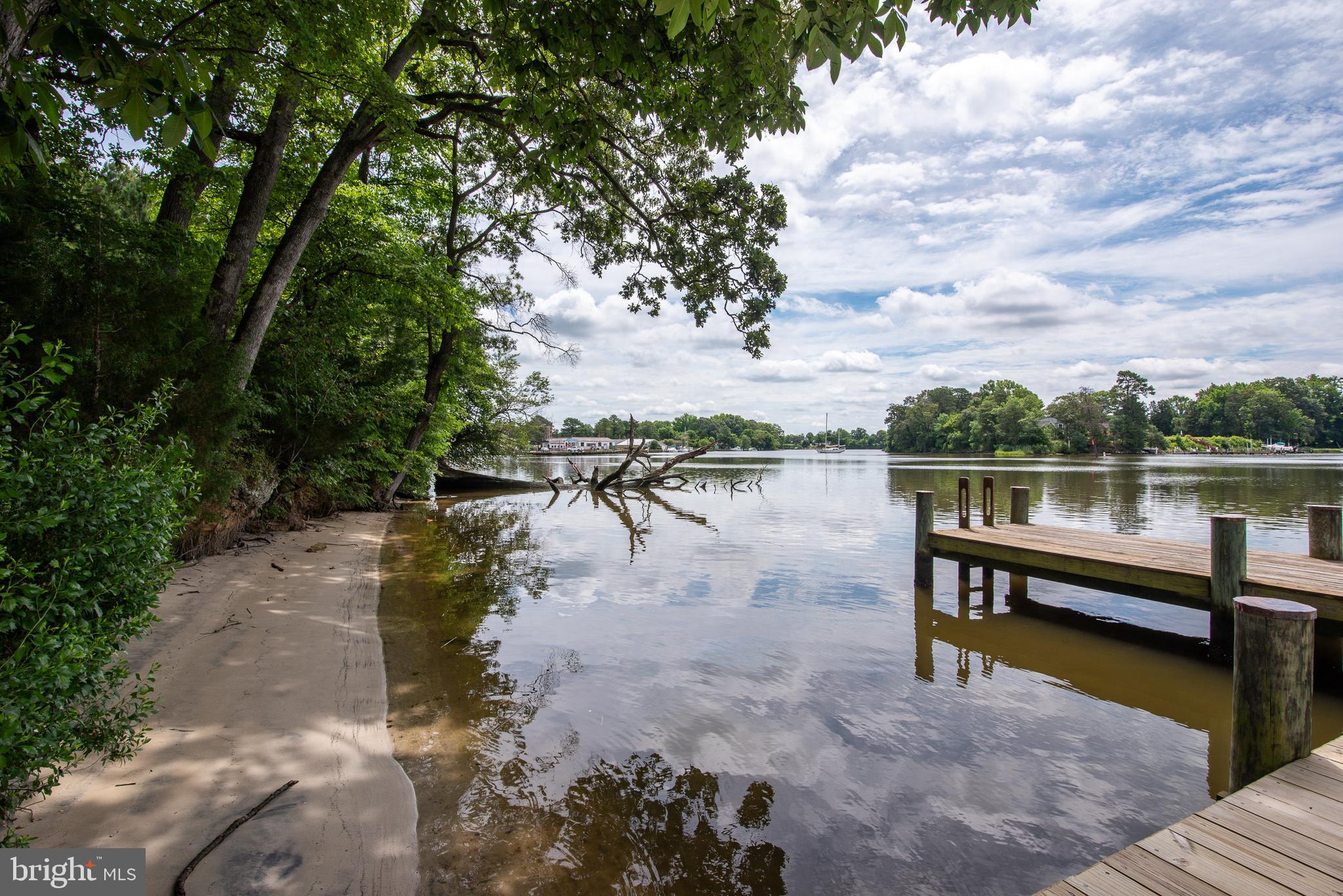 EASTON VILLAGE - Residential