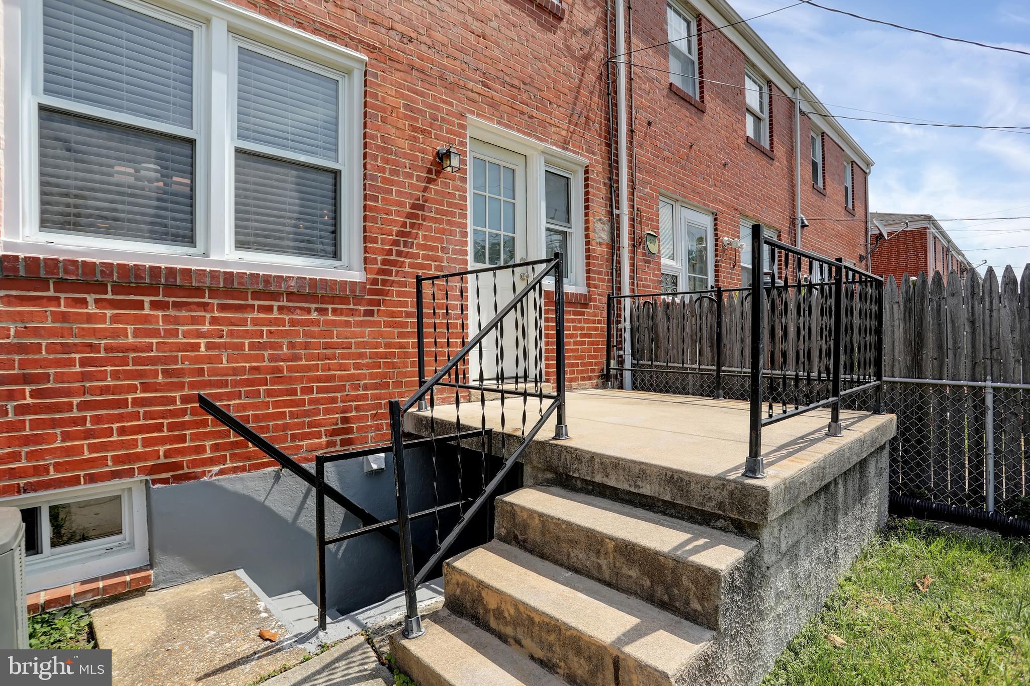 RIDGELEIGH - Residential Lease