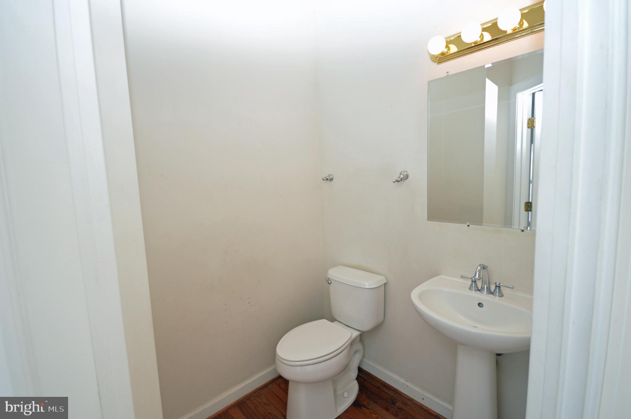 EAGLES POINTE - Residential Lease