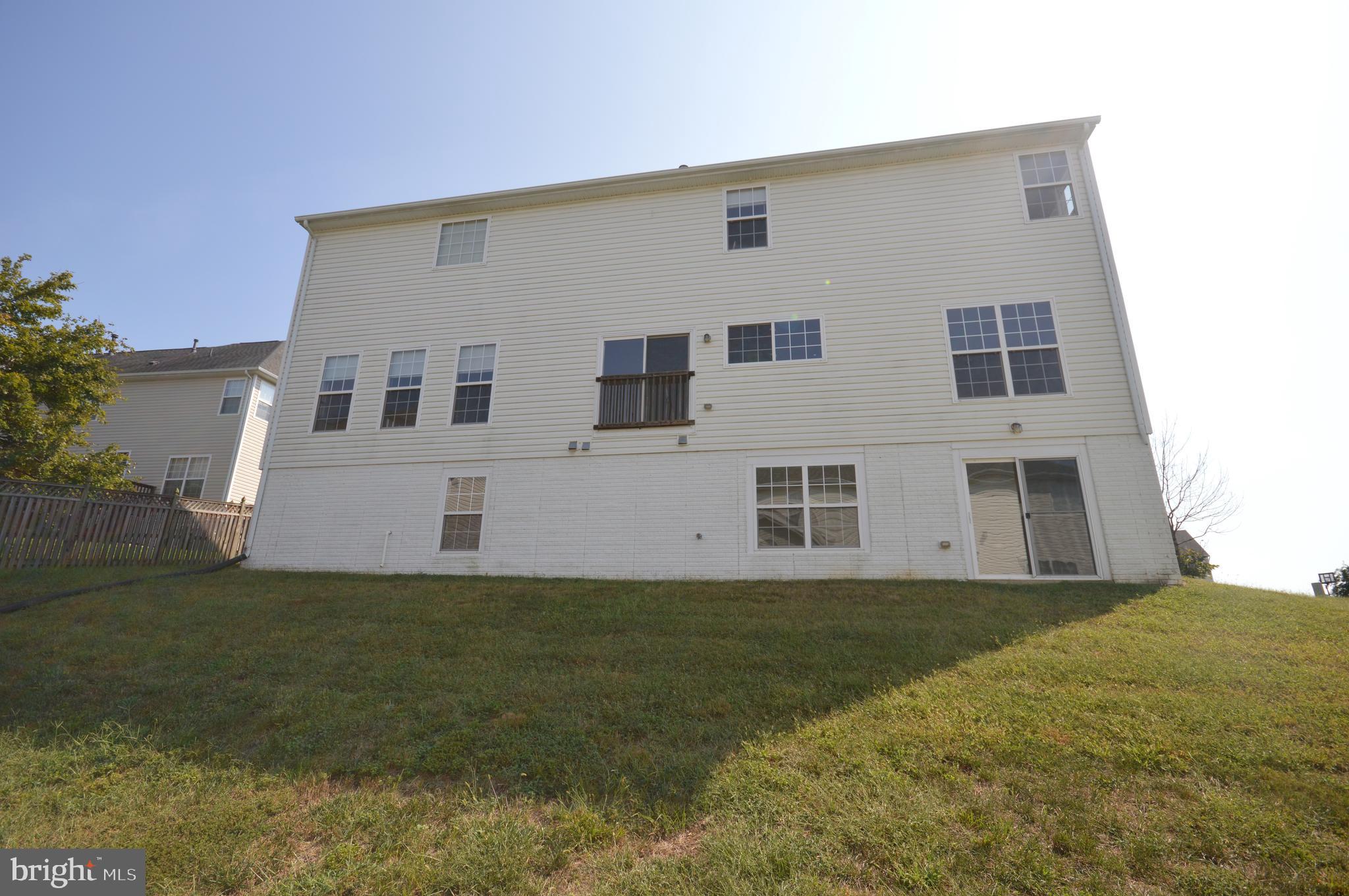 EAGLES POINTE - Residential Lease