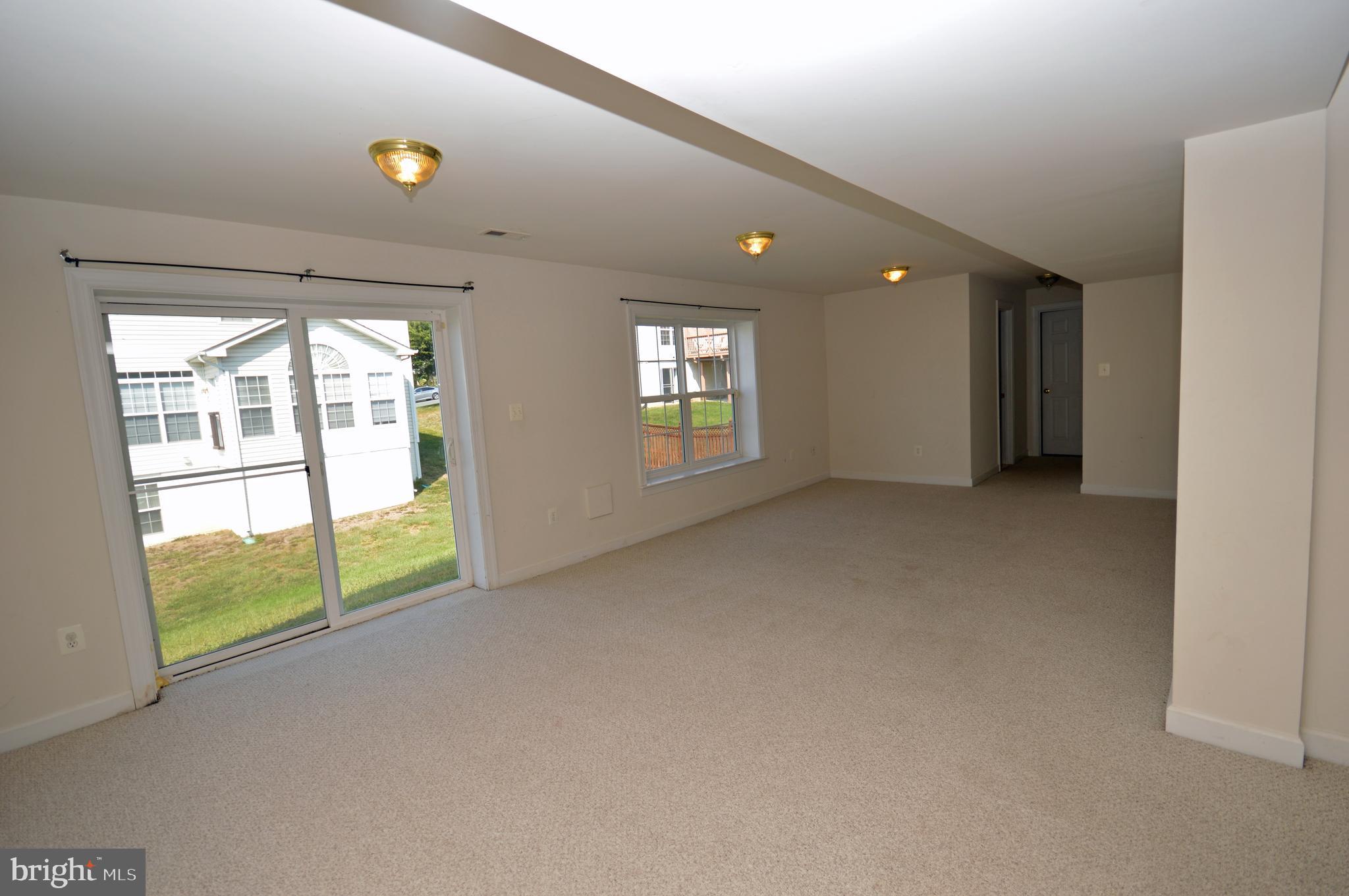 EAGLES POINTE - Residential Lease