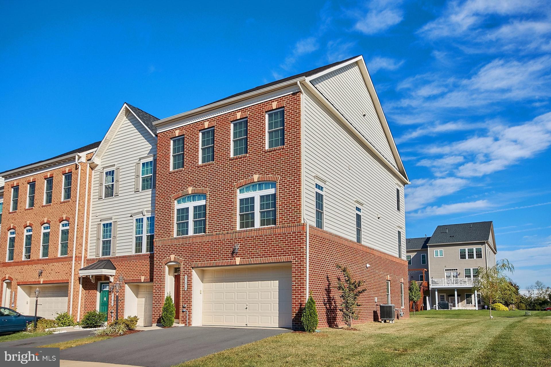 STONEGATE - Residential Lease