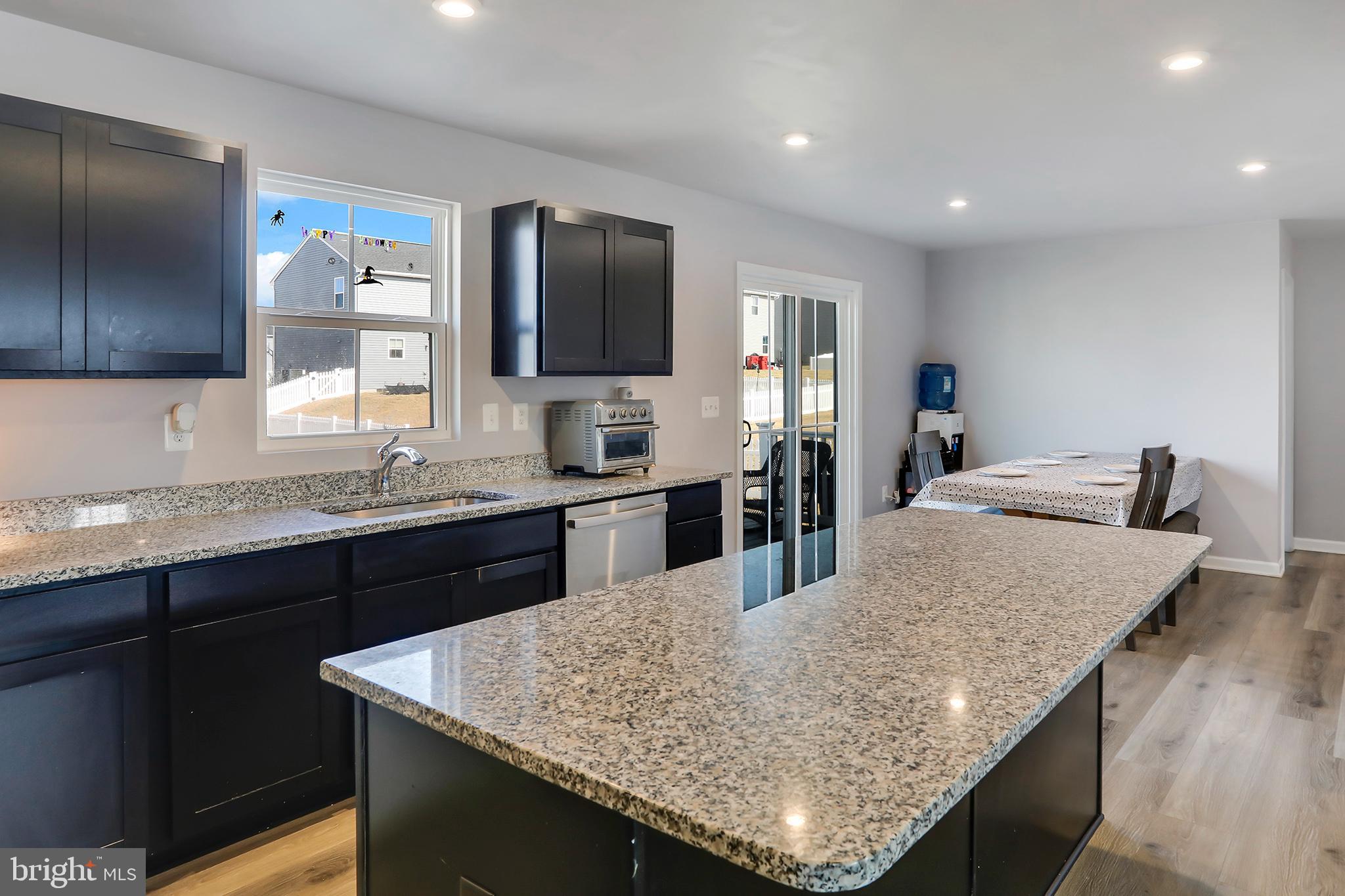 CARDINAL POINTE - Residential