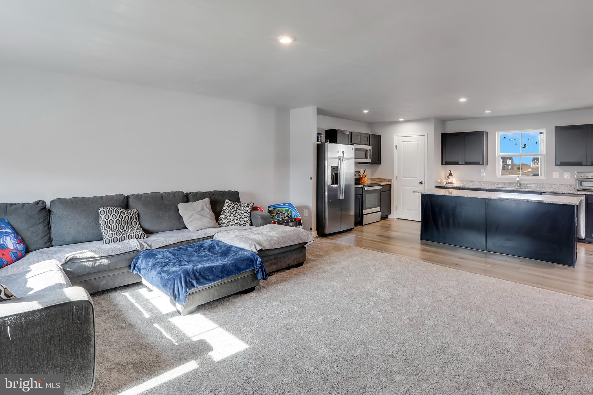 CARDINAL POINTE - Residential