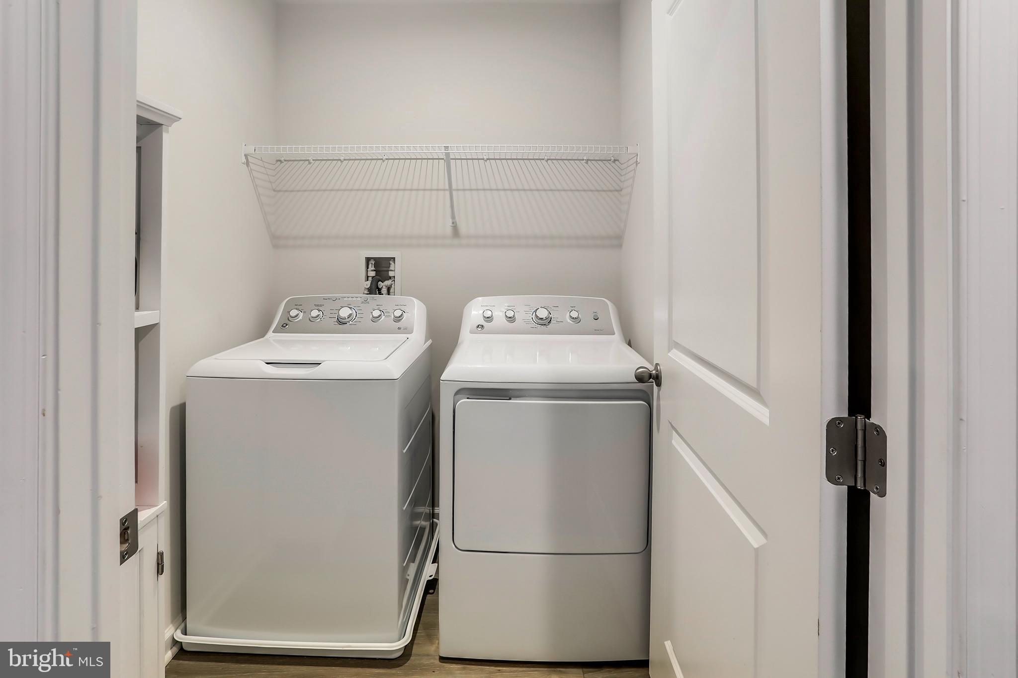 CARDINAL POINTE - Residential