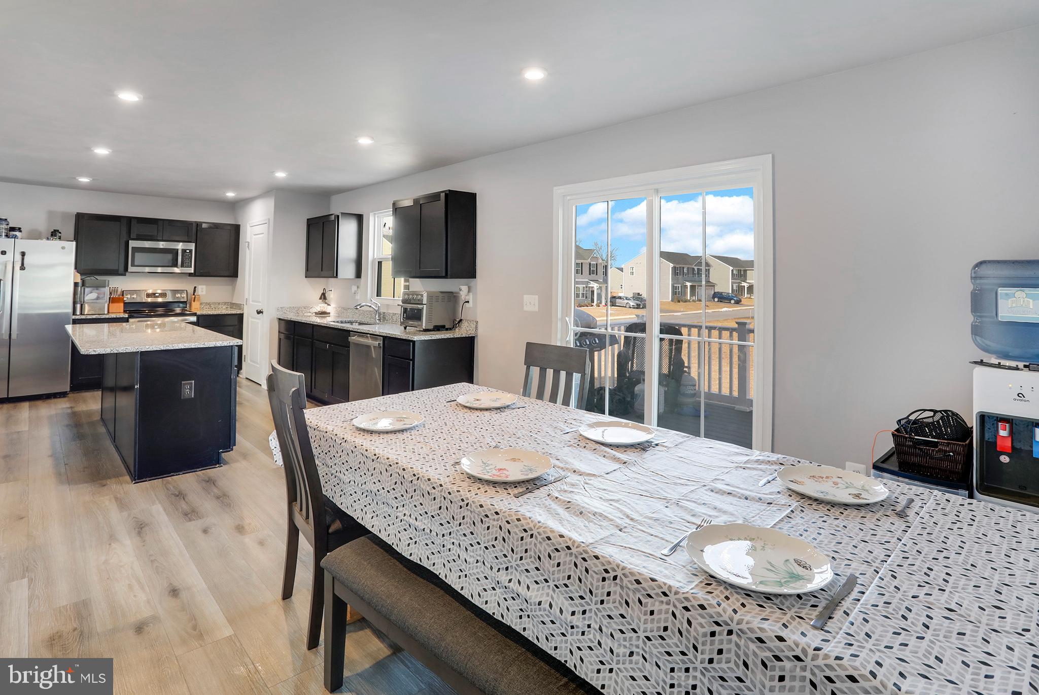 CARDINAL POINTE - Residential