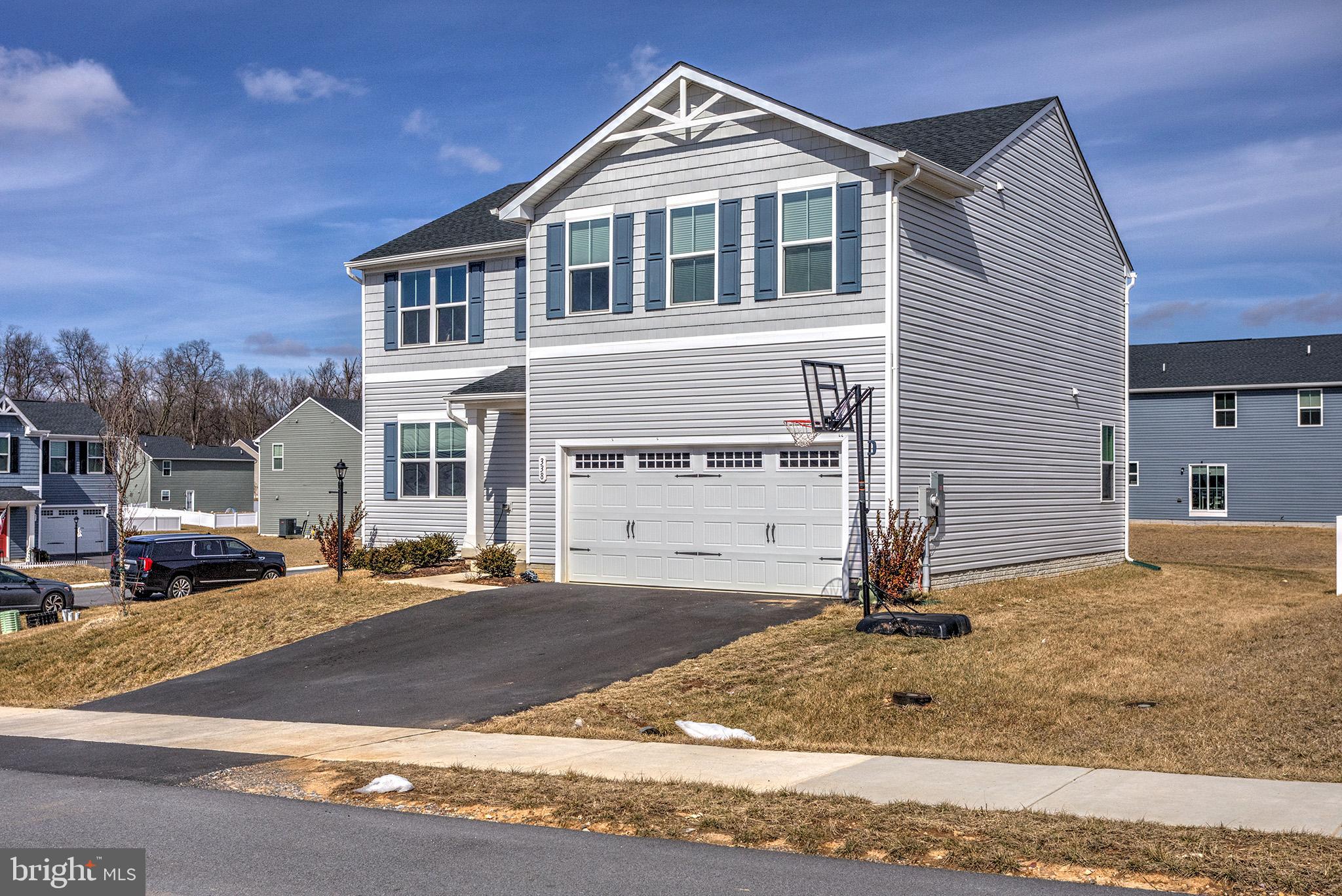 CARDINAL POINTE - Residential