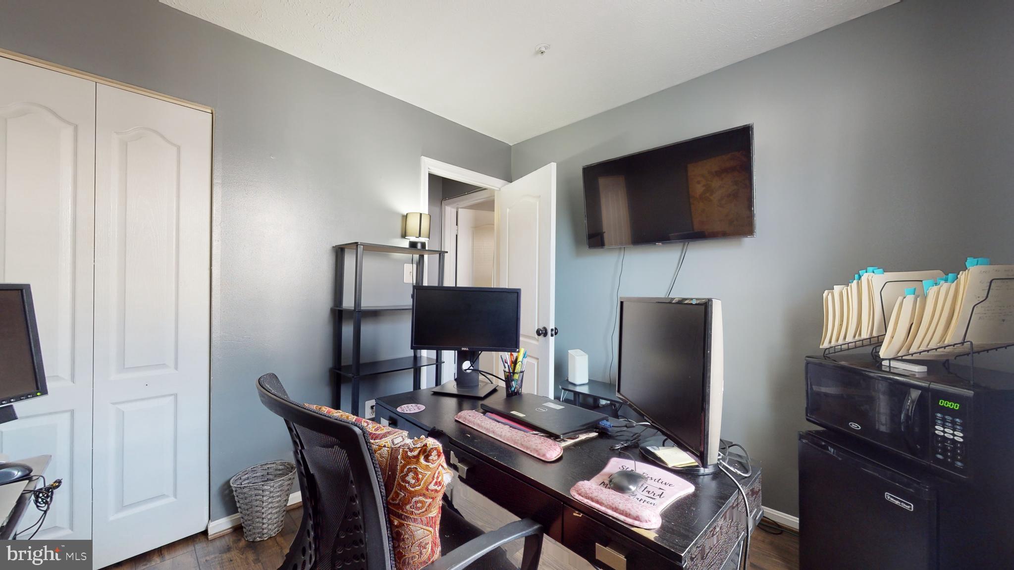 SOUTH HAMPTON SUB - Residential