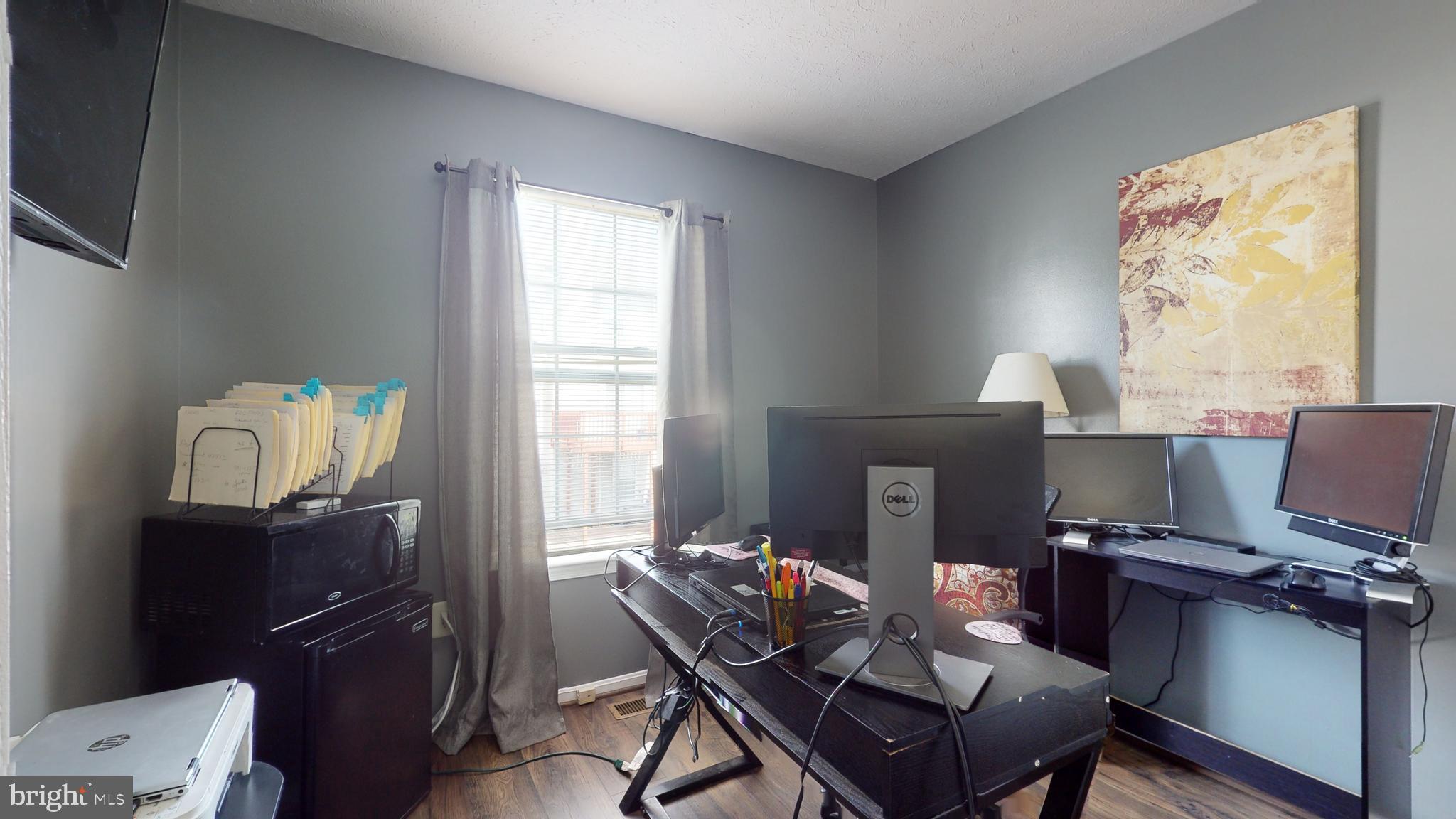 SOUTH HAMPTON SUB - Residential