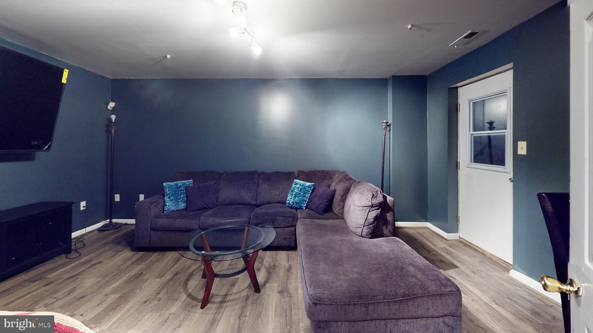 SOUTH HAMPTON SUB - Residential