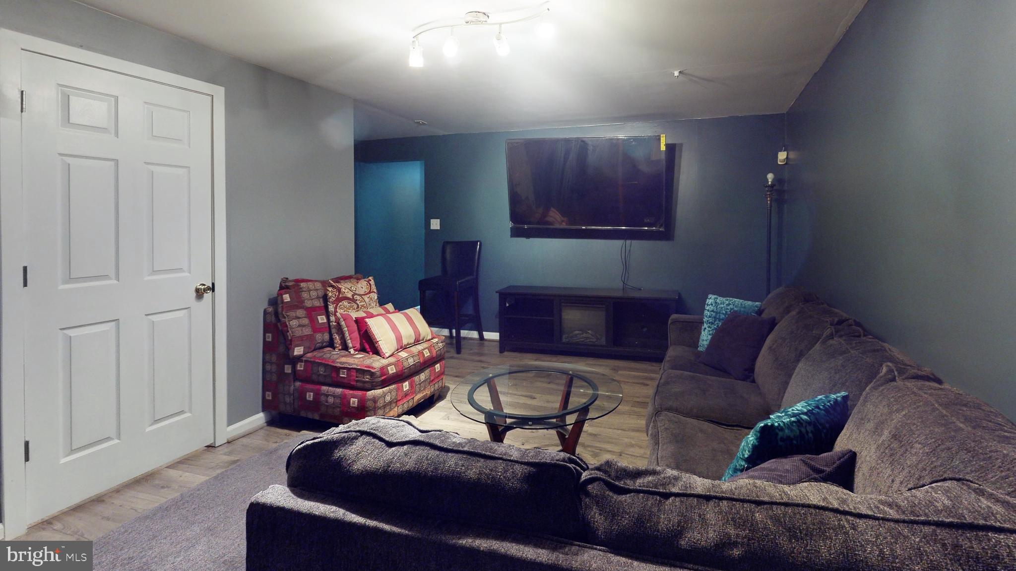 SOUTH HAMPTON SUB - Residential