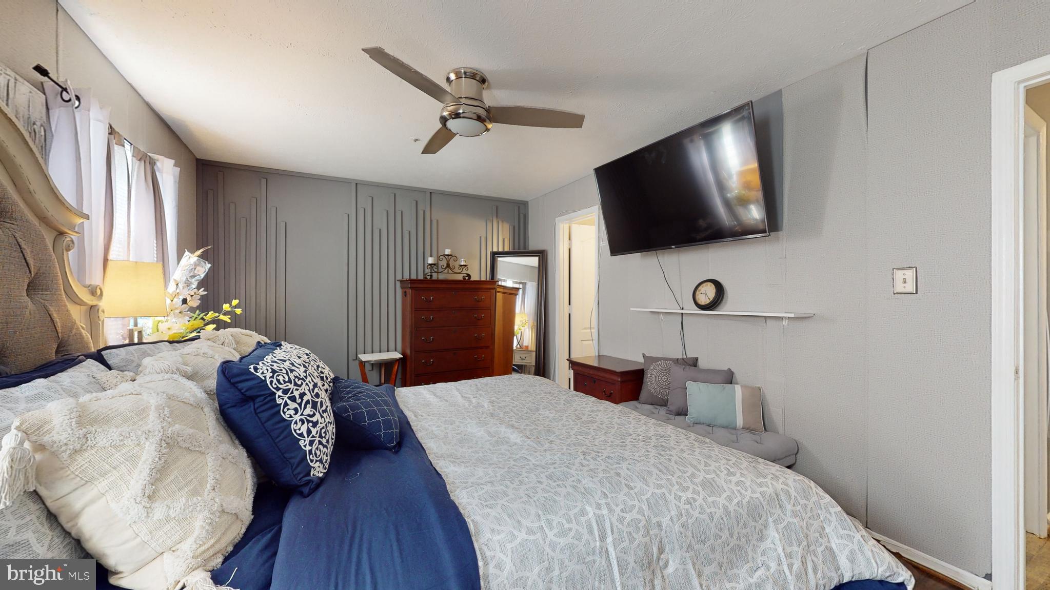 SOUTH HAMPTON SUB - Residential